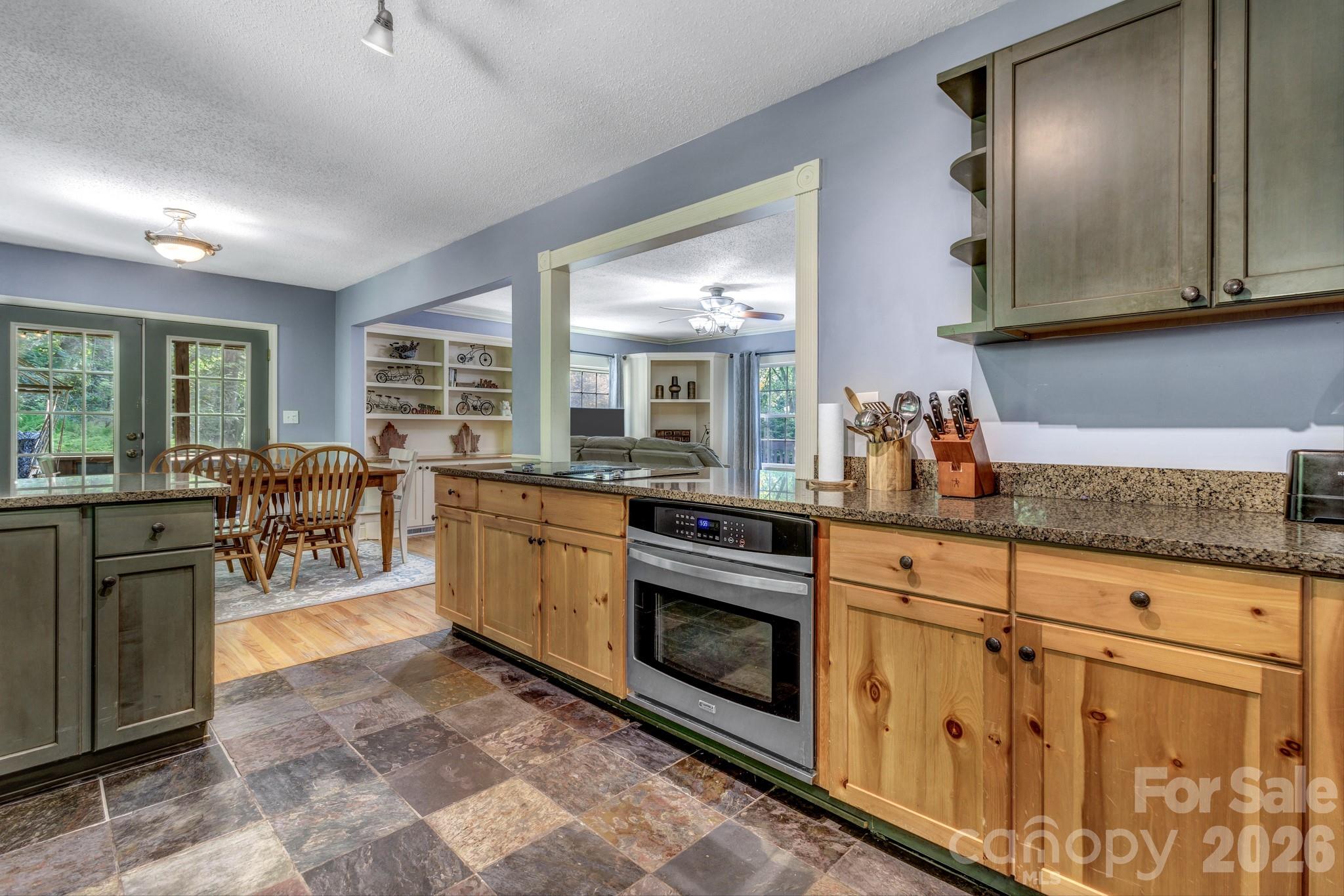 125 Hondah Boulevard — Brevard