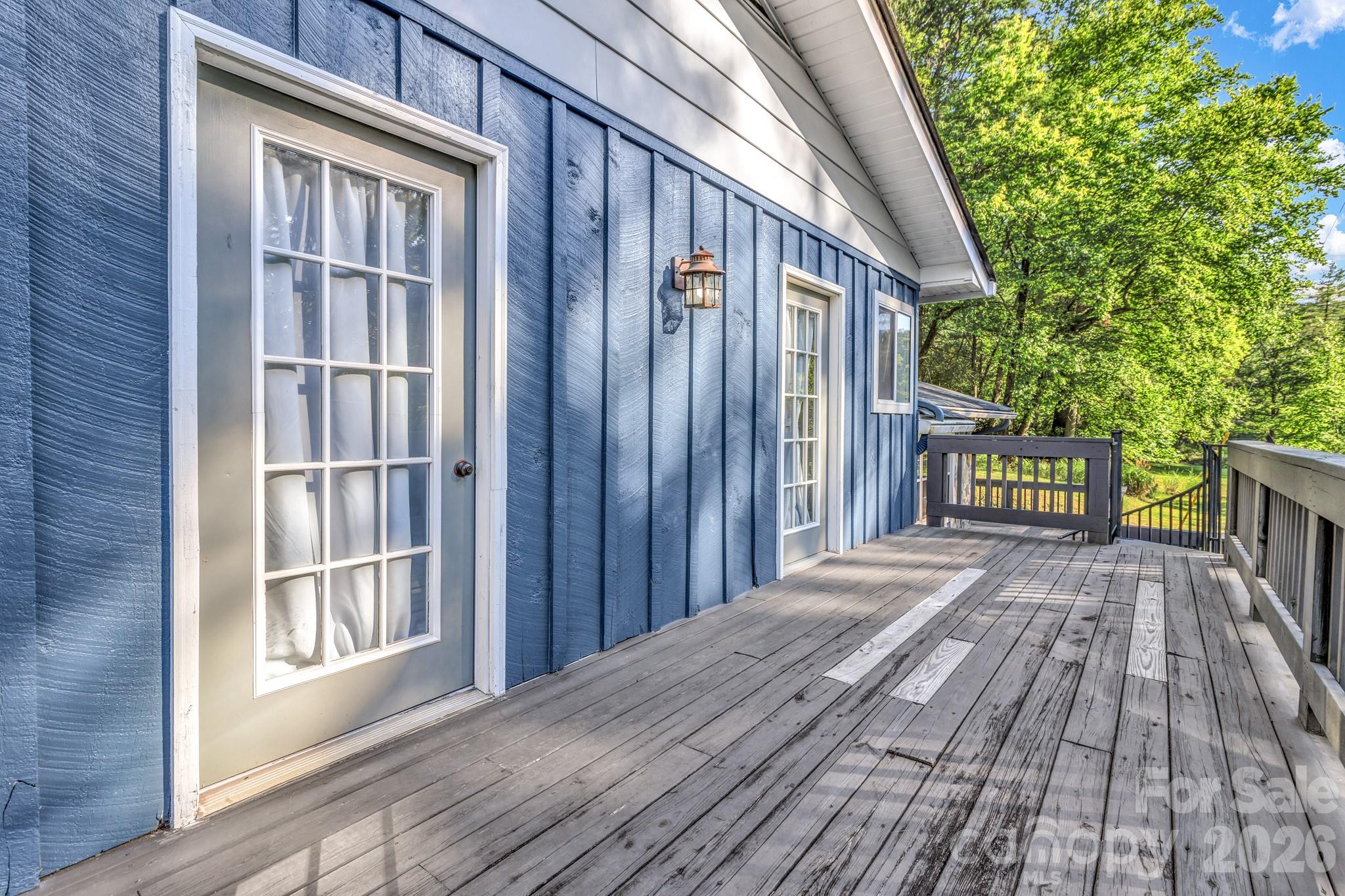 125 Hondah Boulevard — Brevard