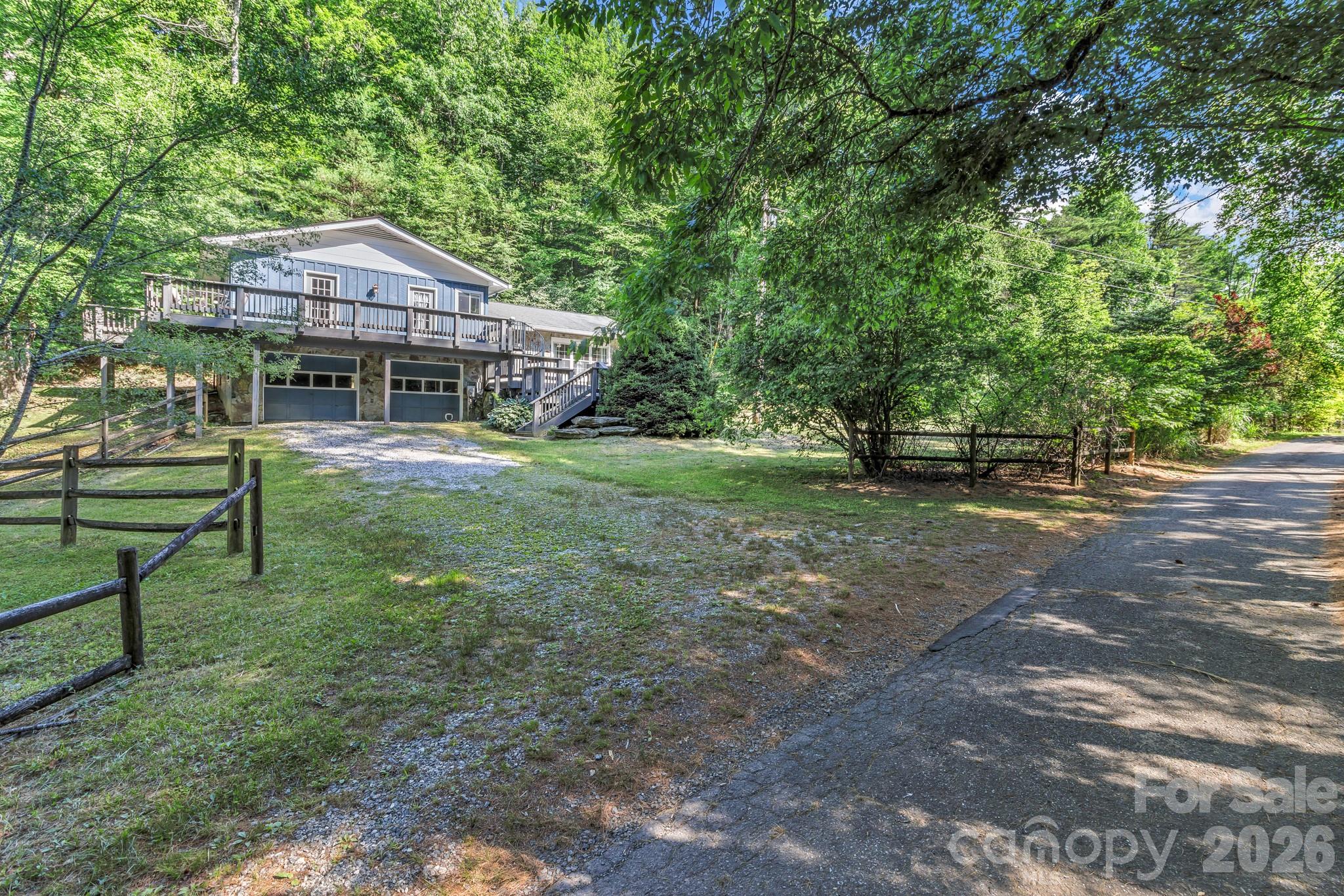 125 Hondah Boulevard — Brevard