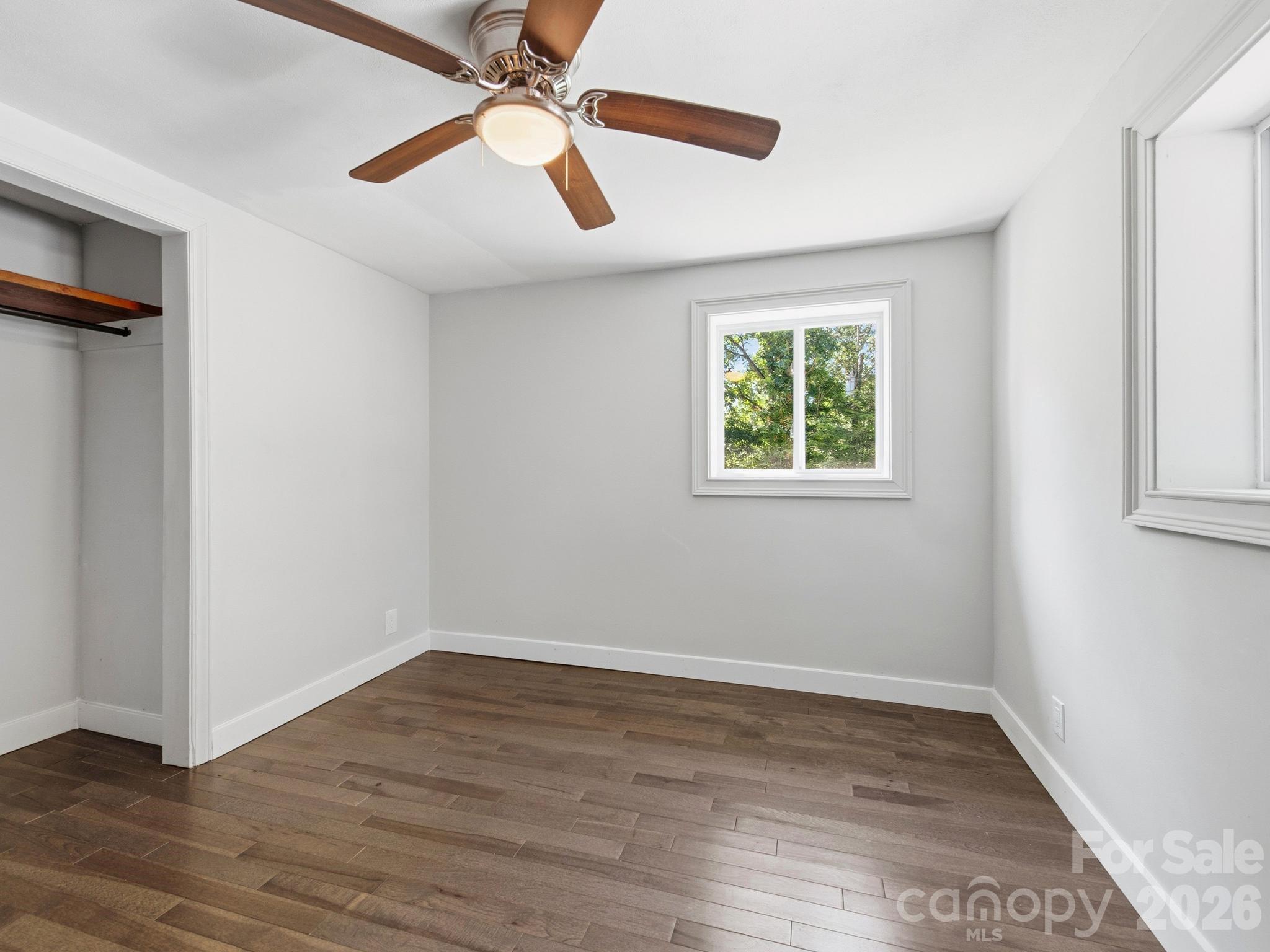 425 Lyndhurst Drive — Hendersonville