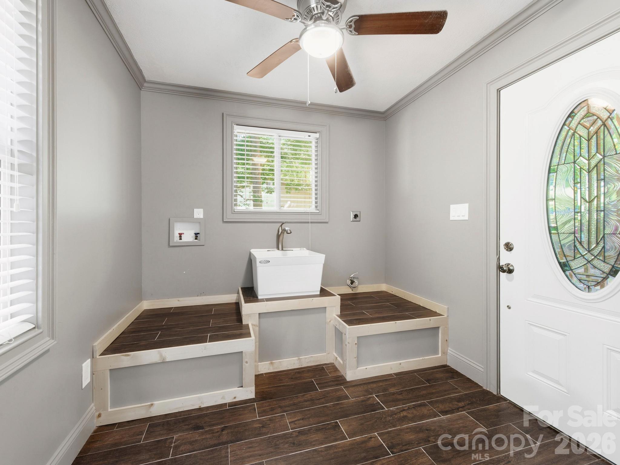 425 Lyndhurst Drive — Hendersonville