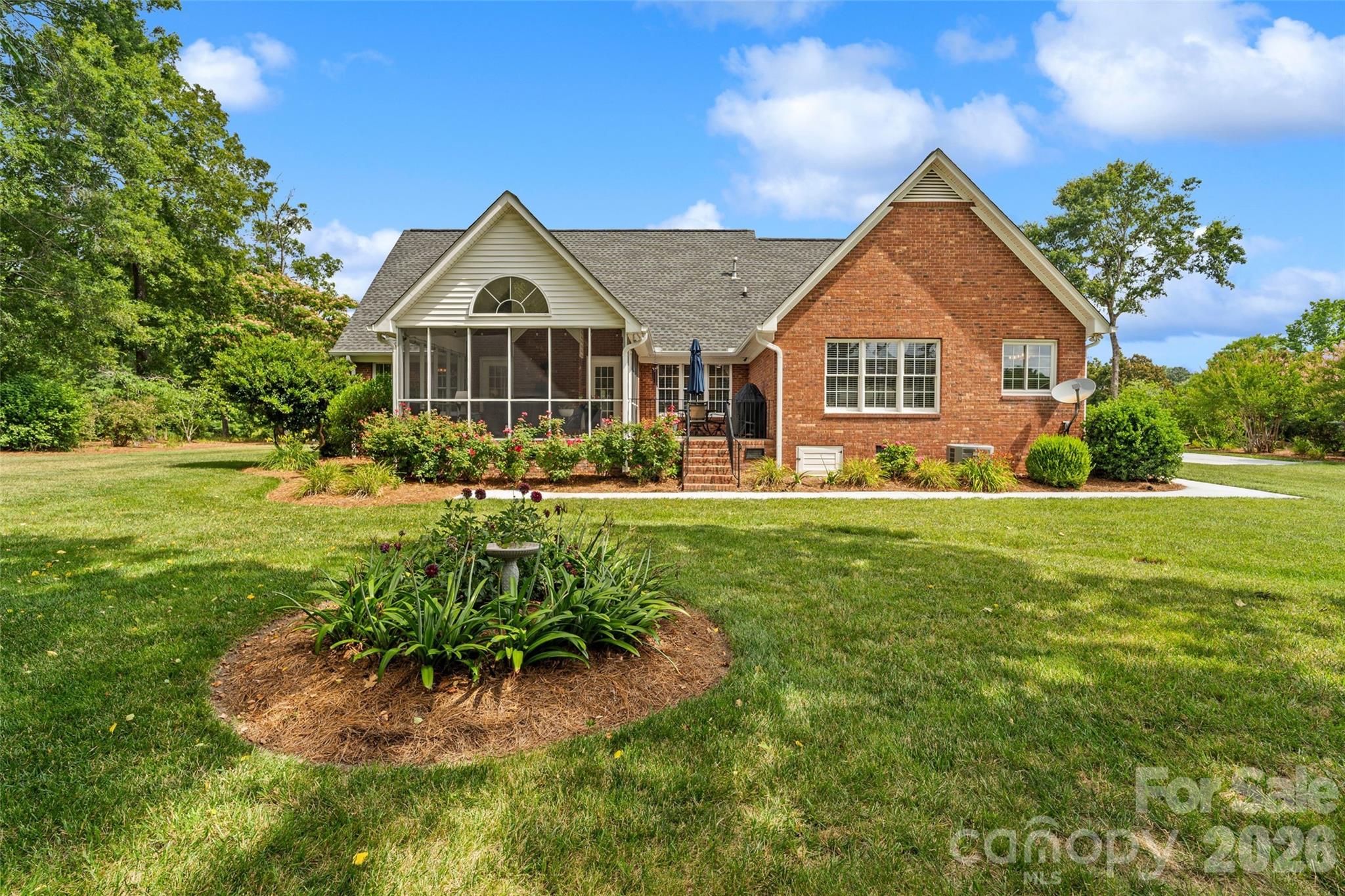 1135 Hunter Trail Court — Rock Hill