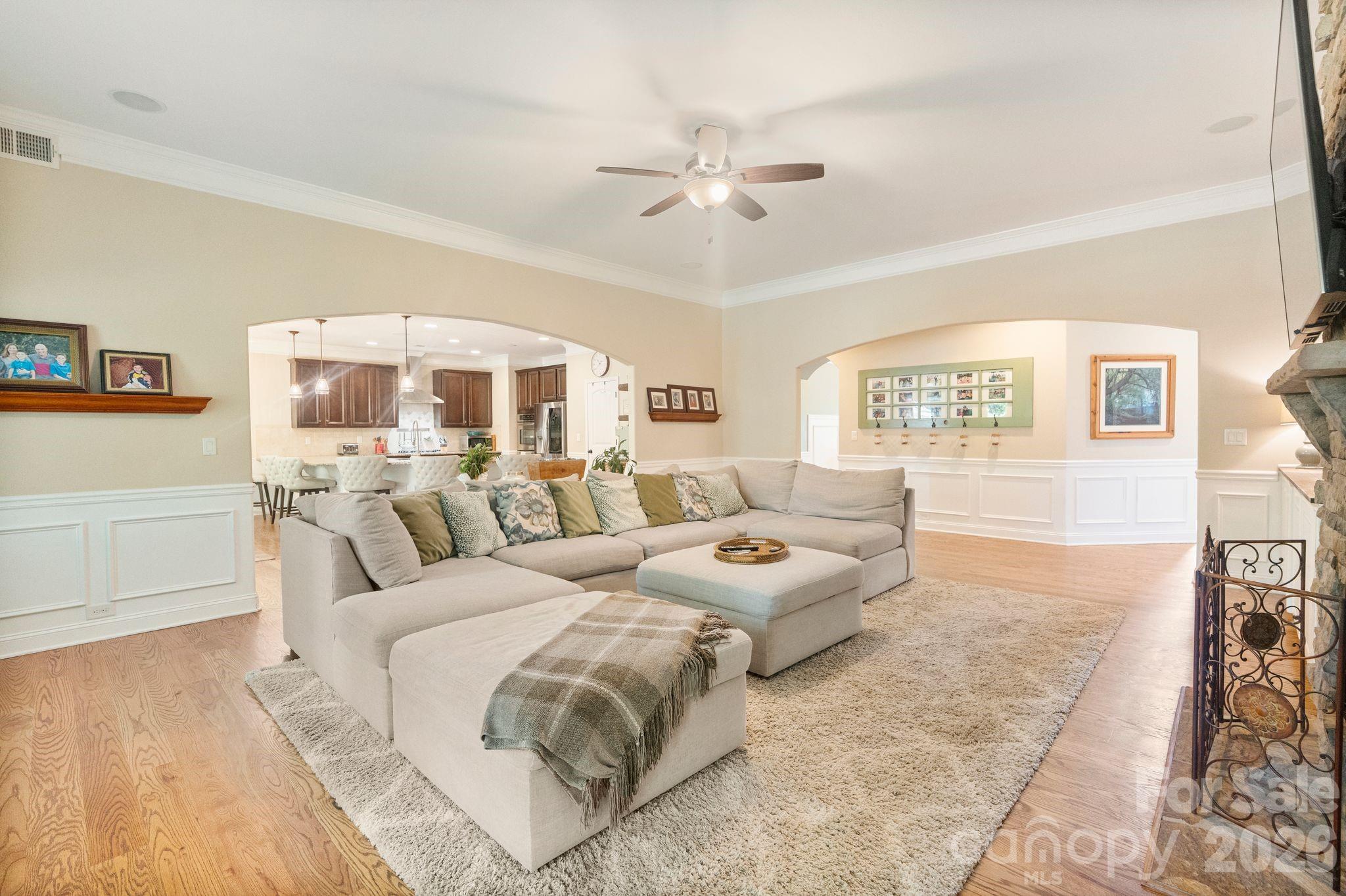 13823 Lawther Road — Huntersville