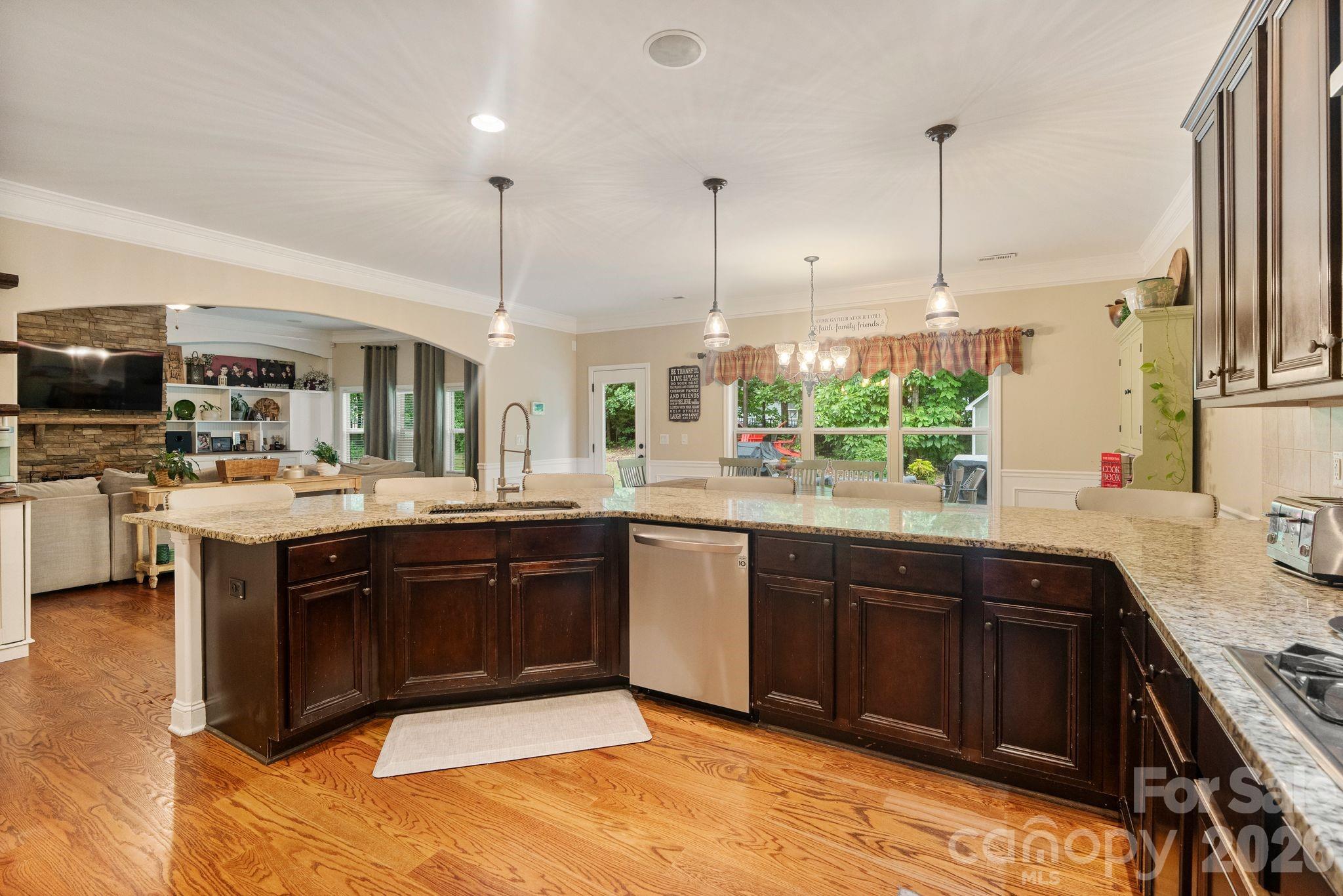 13823 Lawther Road — Huntersville