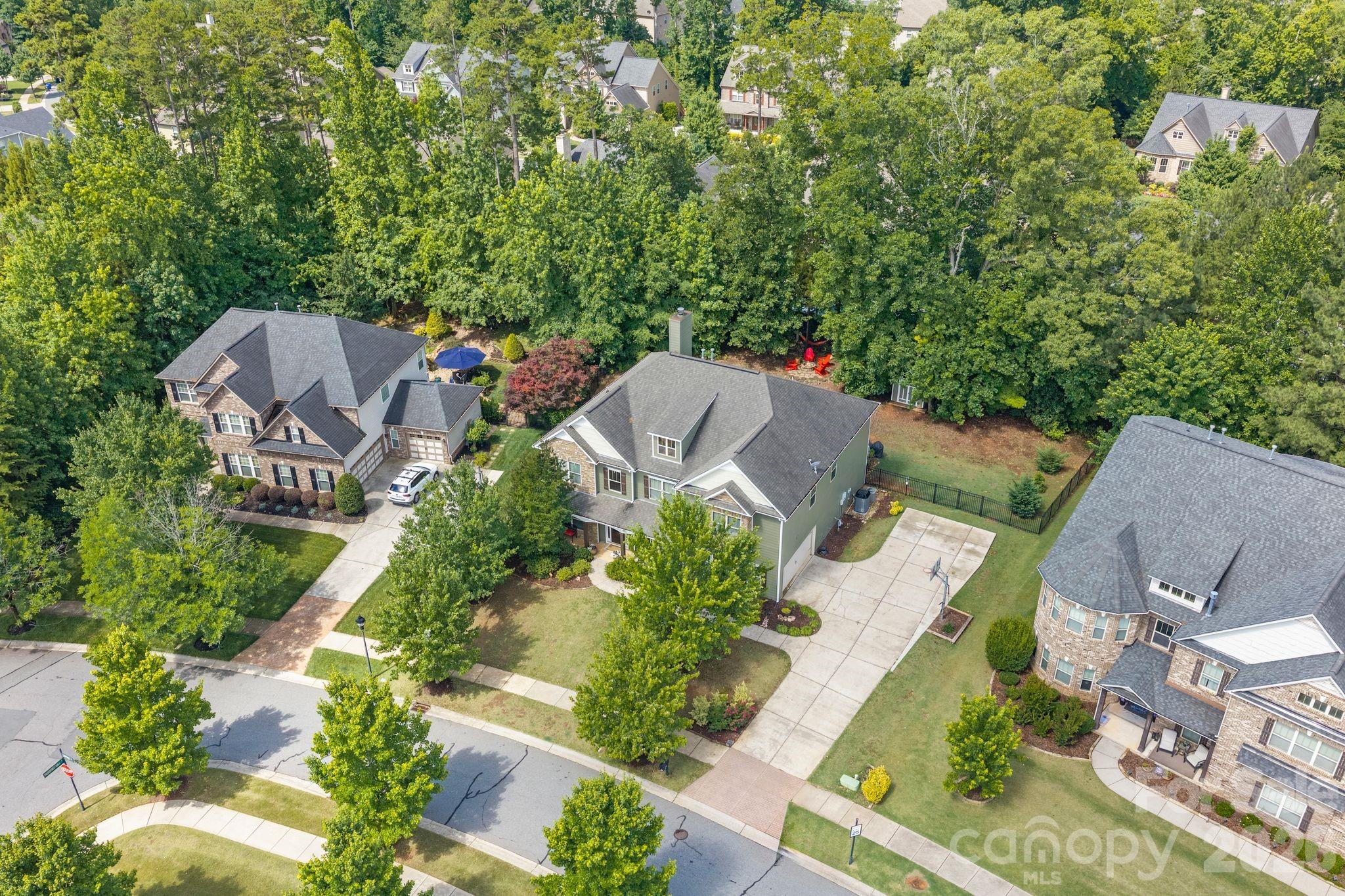 13823 Lawther Road — Huntersville
