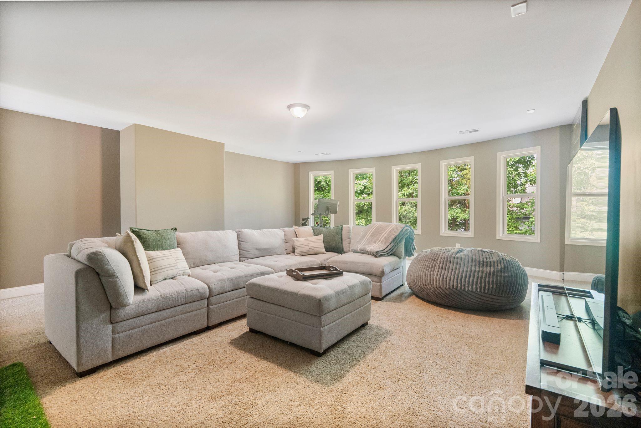 13823 Lawther Road — Huntersville