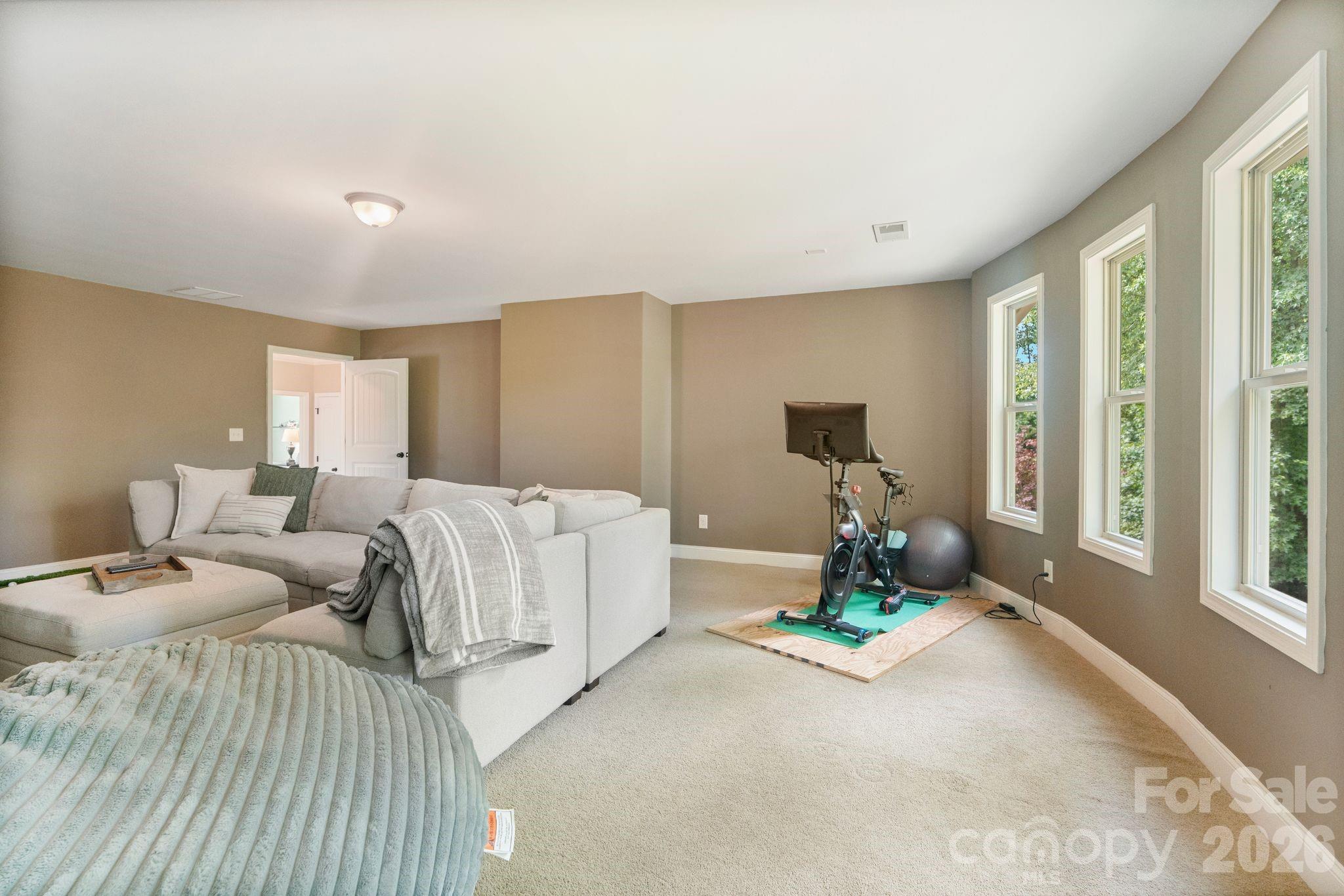 13823 Lawther Road — Huntersville