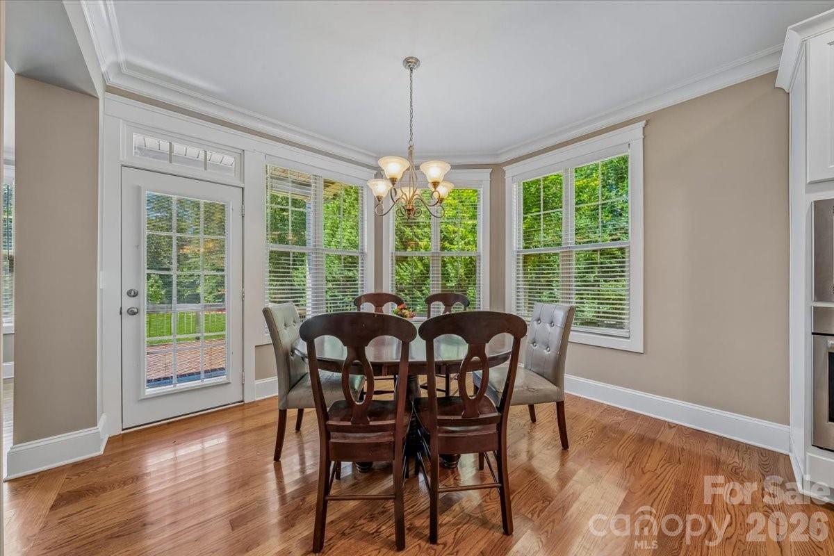 836 Elizabeth Lane — Matthews