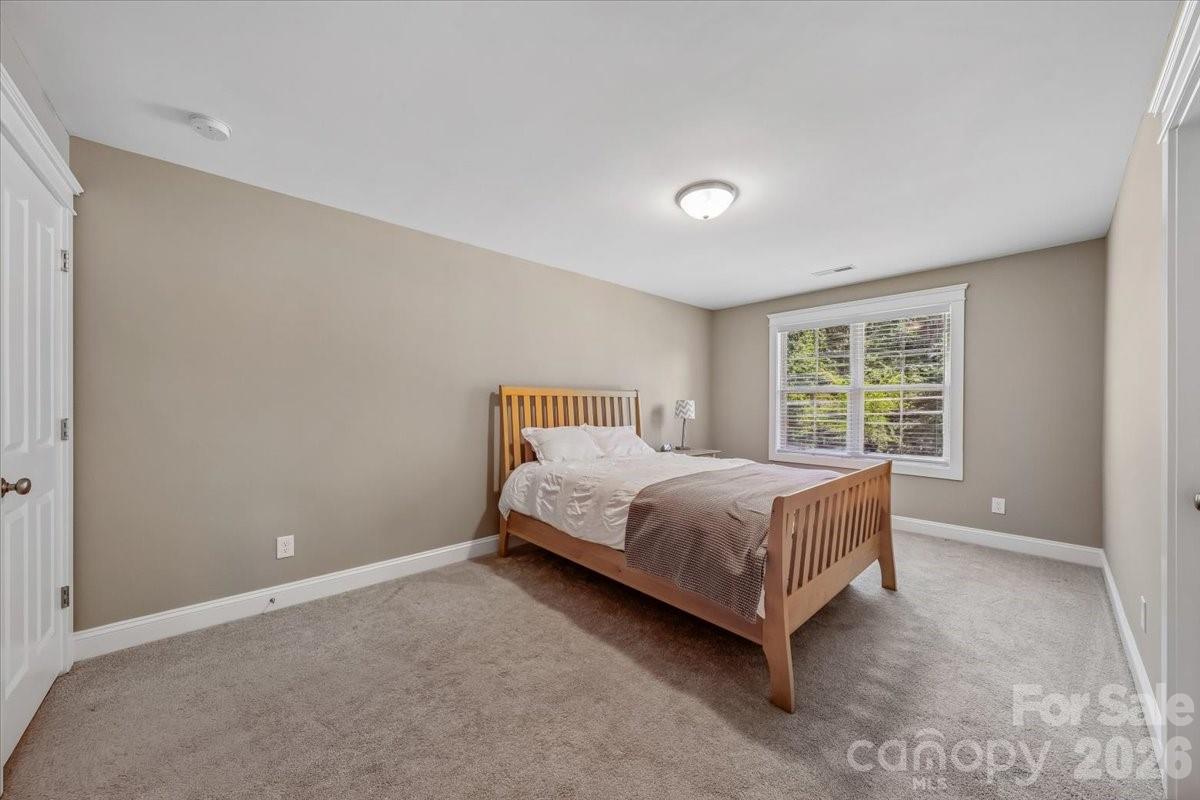 836 Elizabeth Lane — Matthews