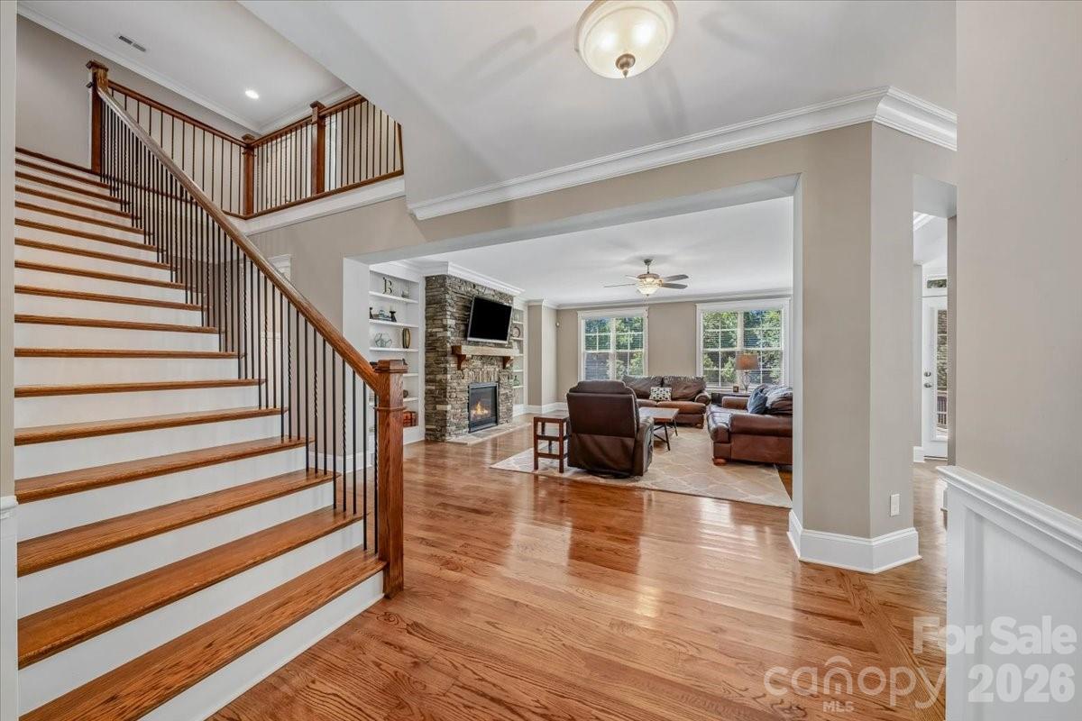 836 Elizabeth Lane — Matthews