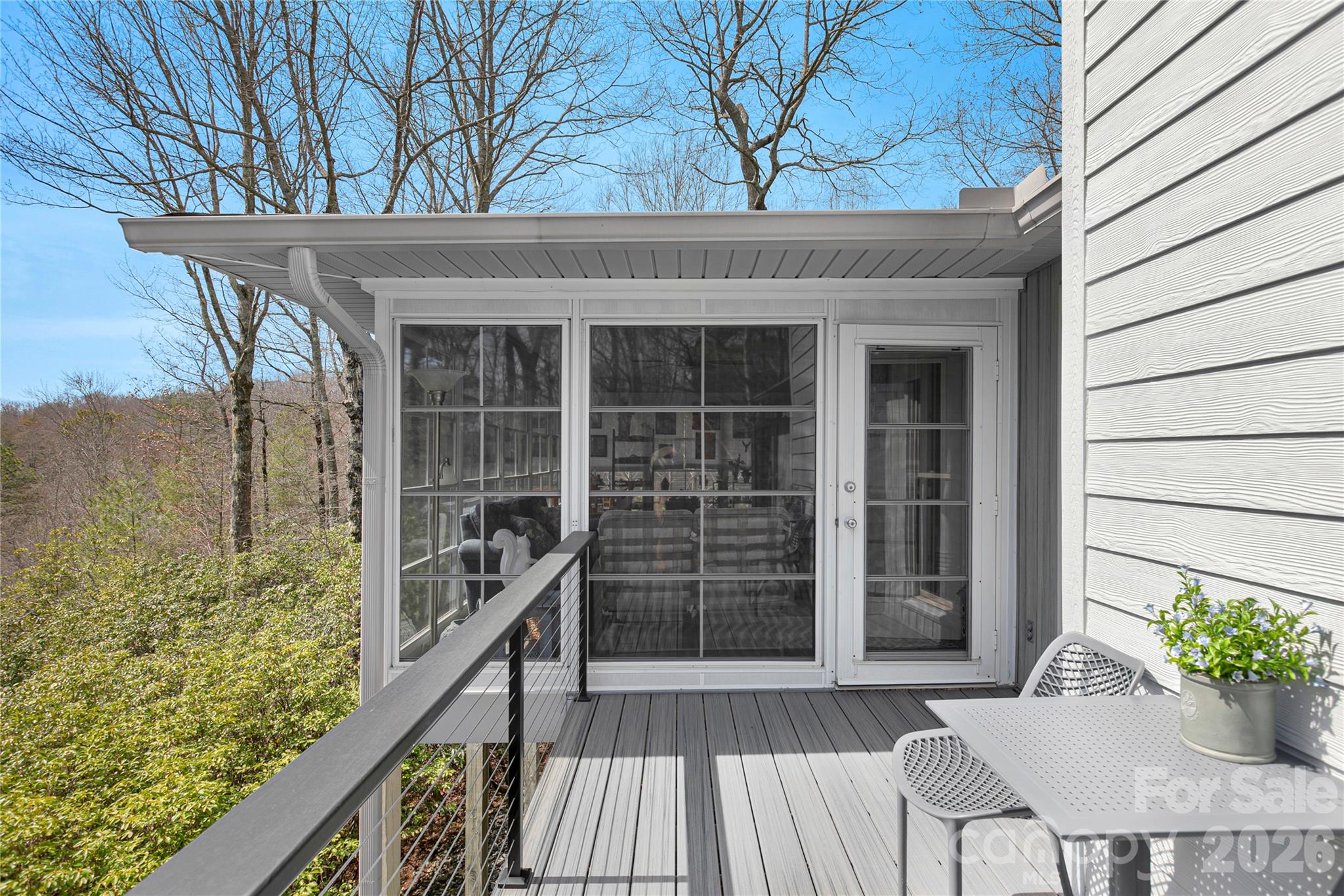 552 Kanasgowa Drive — Brevard