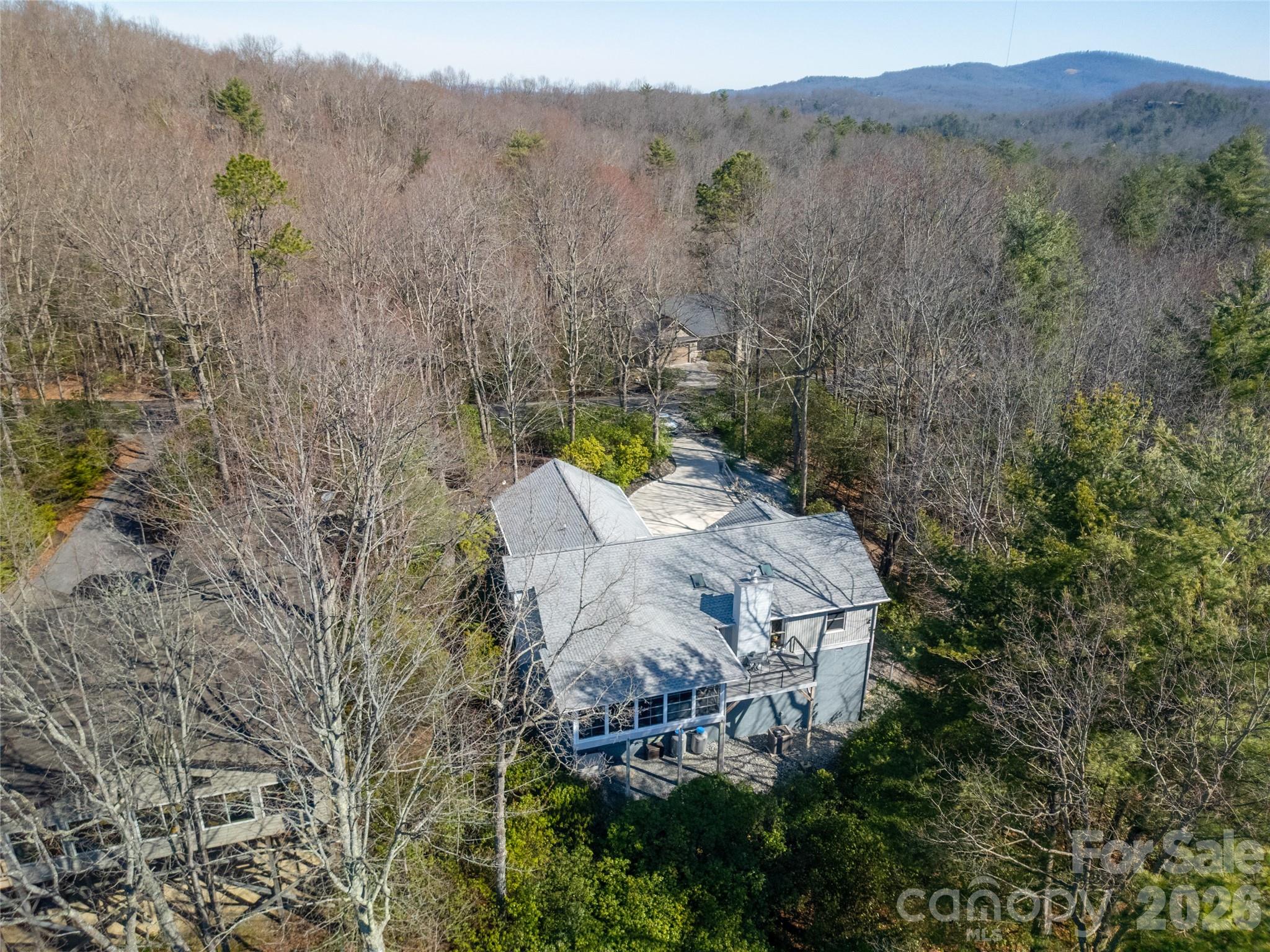 552 Kanasgowa Drive — Brevard
