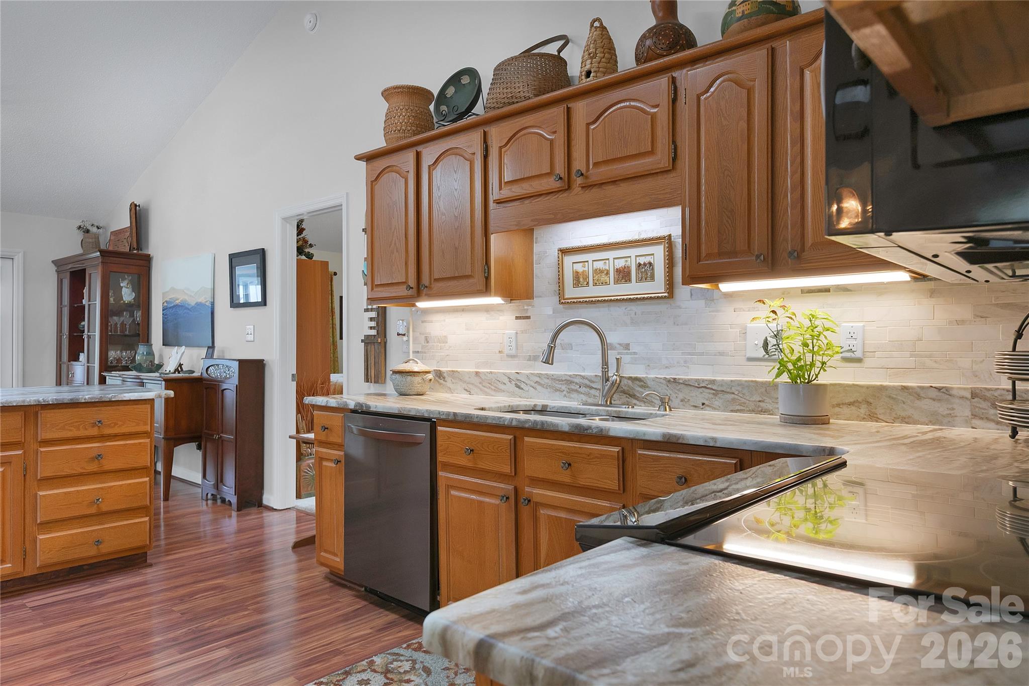 552 Kanasgowa Drive — Brevard