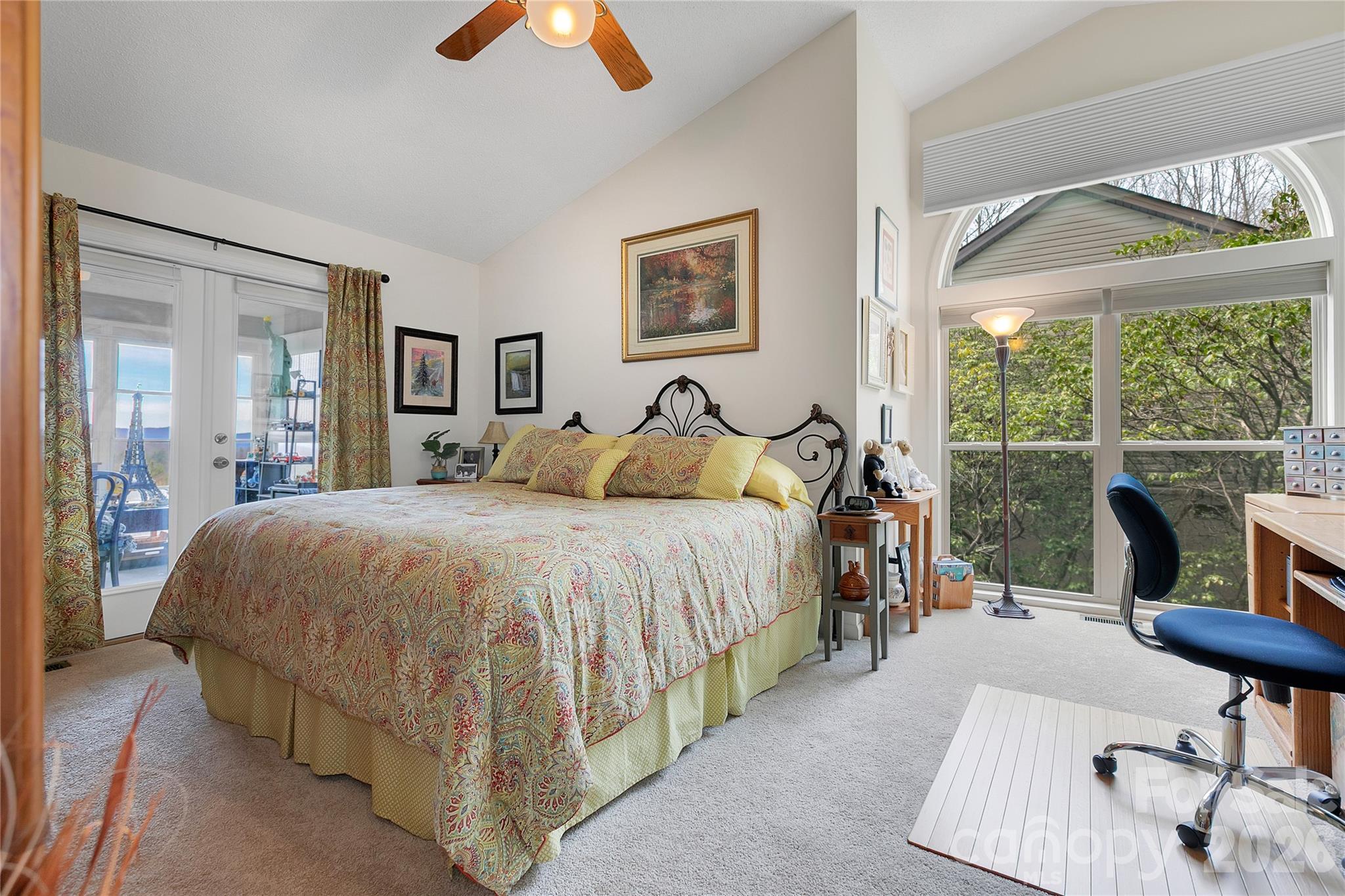 552 Kanasgowa Drive — Brevard