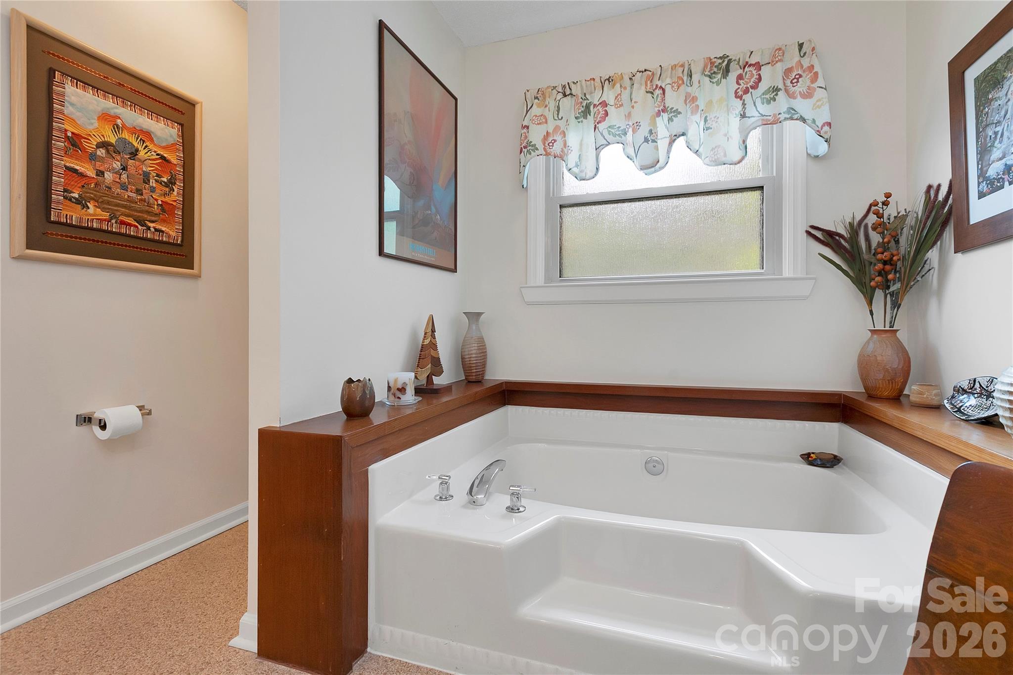 552 Kanasgowa Drive — Brevard