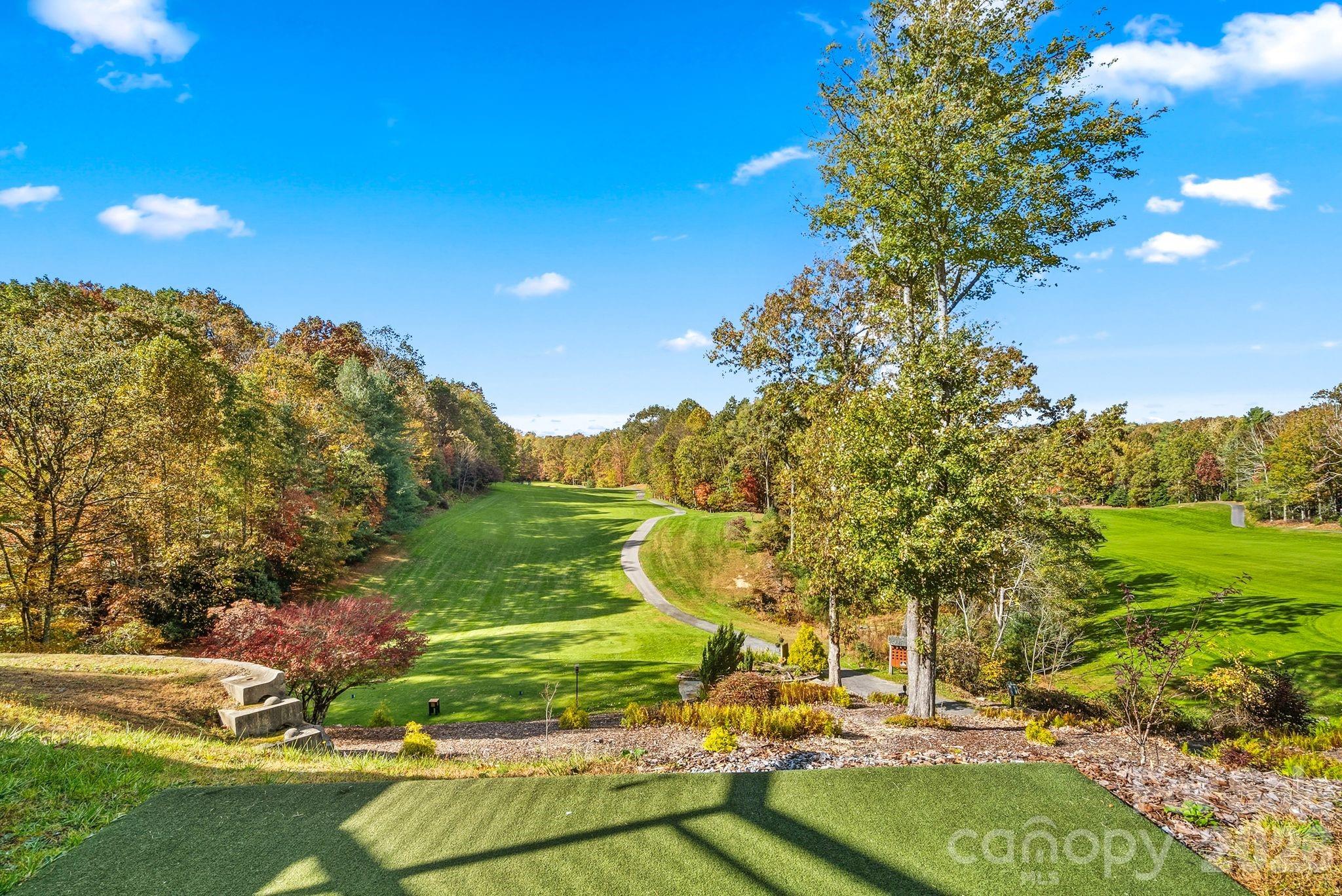 552 Kanasgowa Drive — Brevard