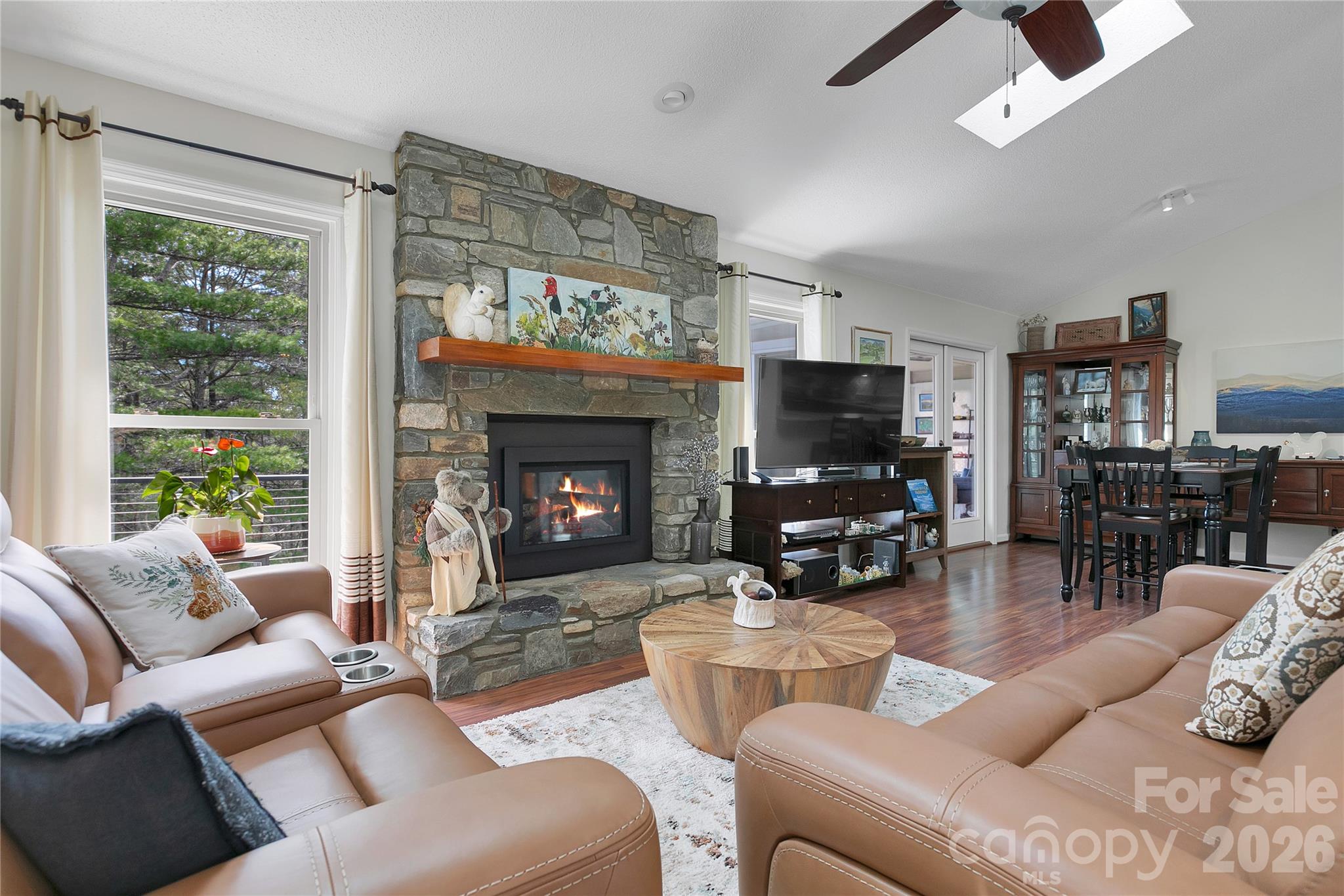 552 Kanasgowa Drive — Brevard