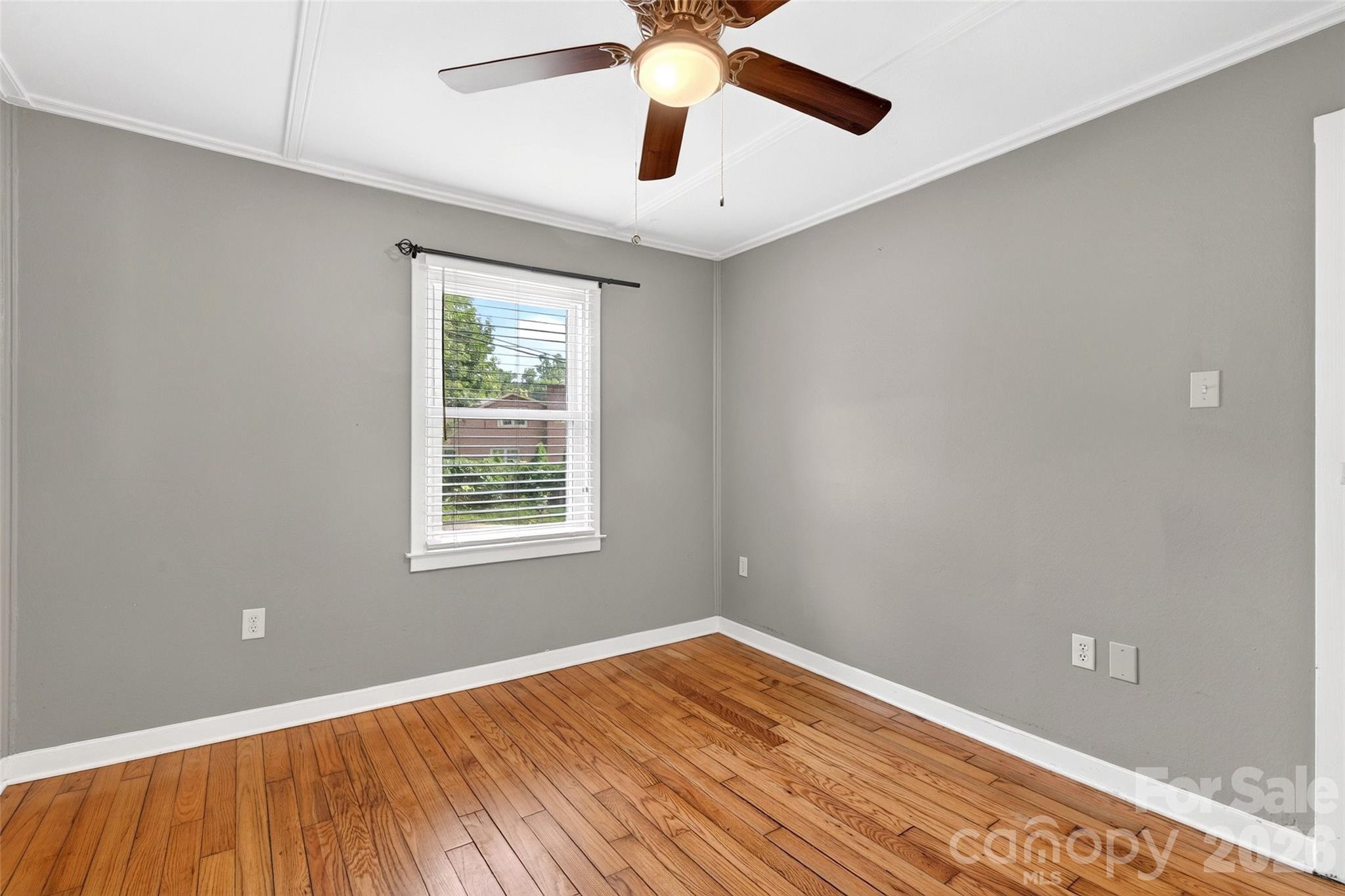 469 Kenilworth Road — Asheville