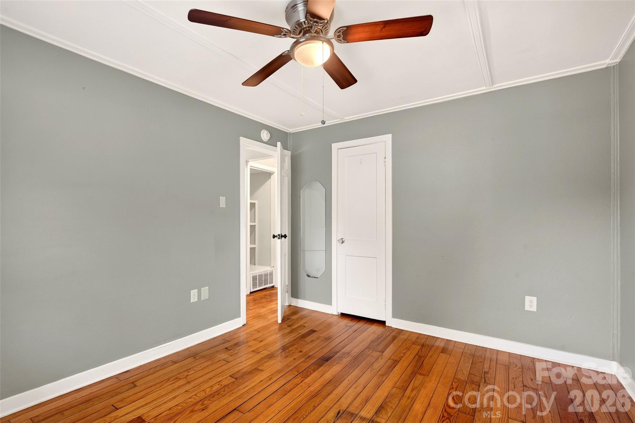 469 Kenilworth Road — Asheville