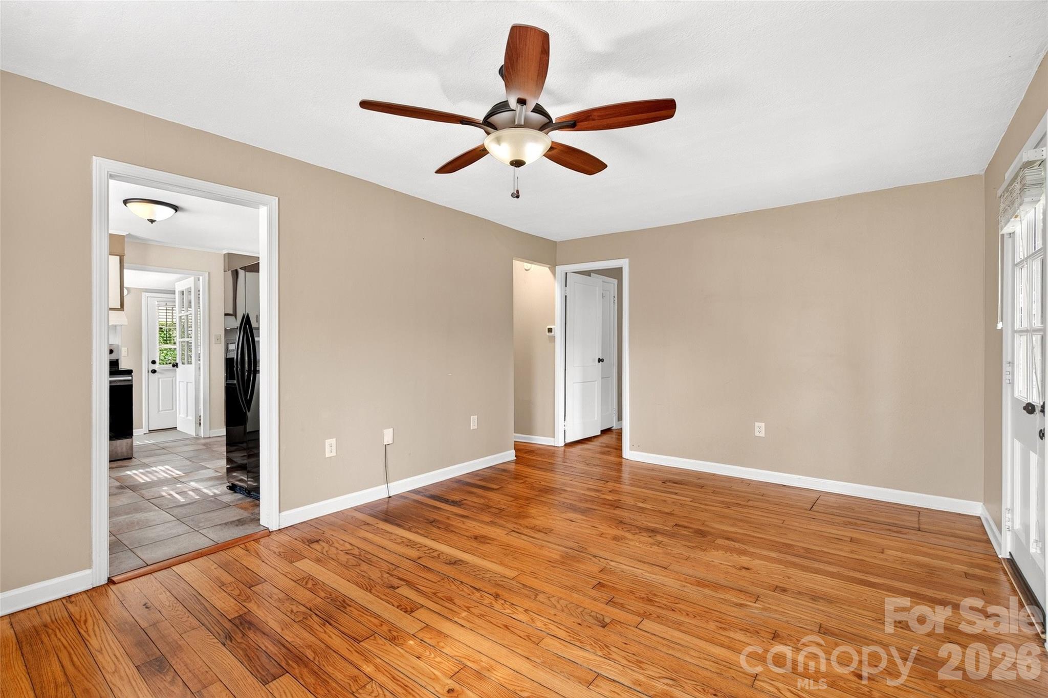 469 Kenilworth Road — Asheville