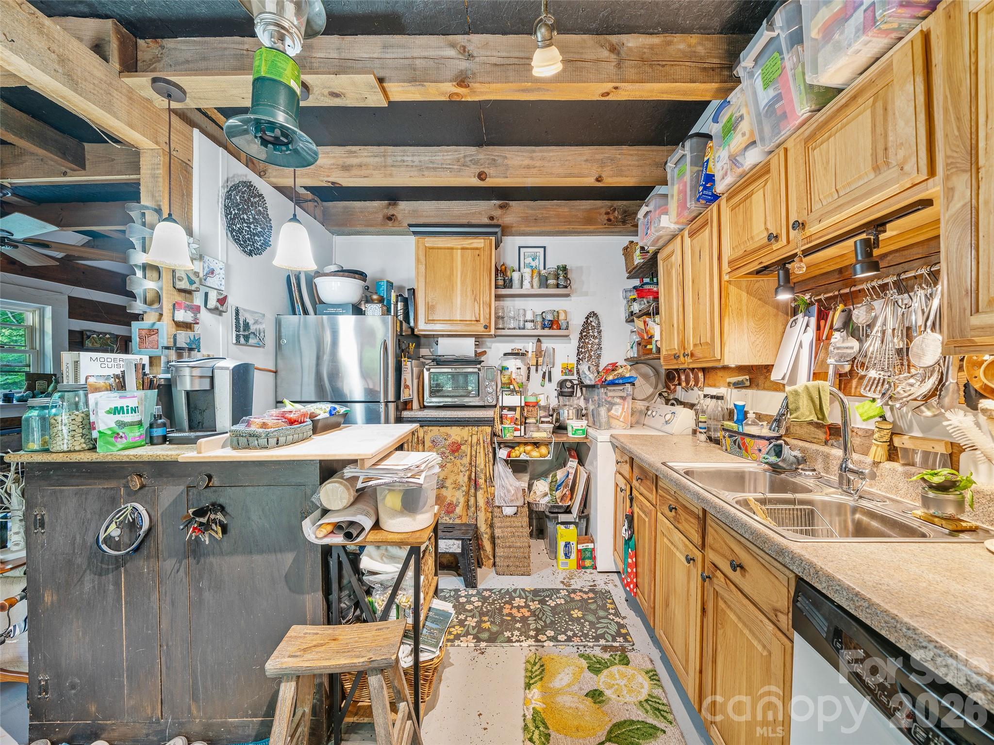 311 Old Sawmill Road — Burnsville