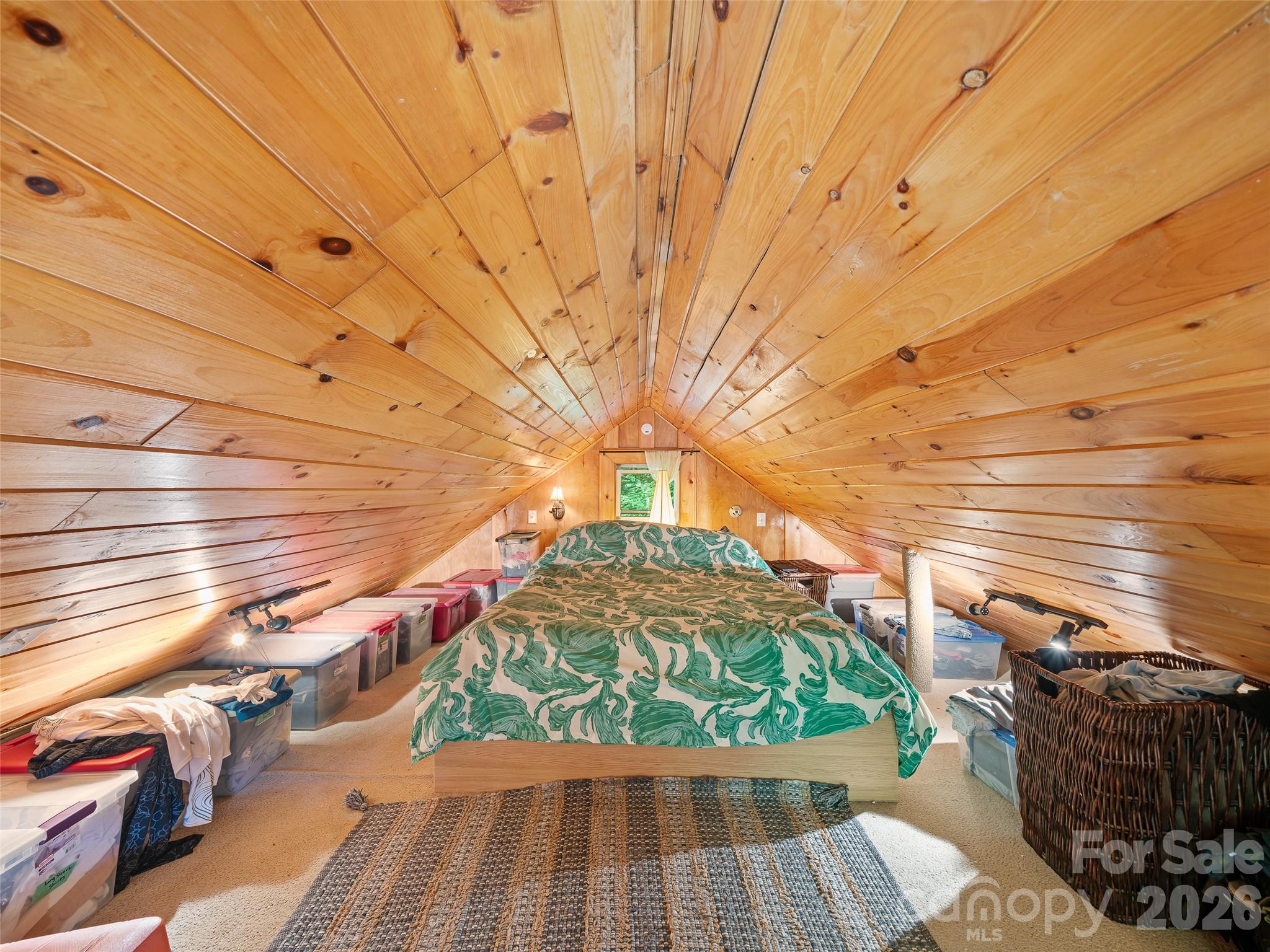 311 Old Sawmill Road — Burnsville