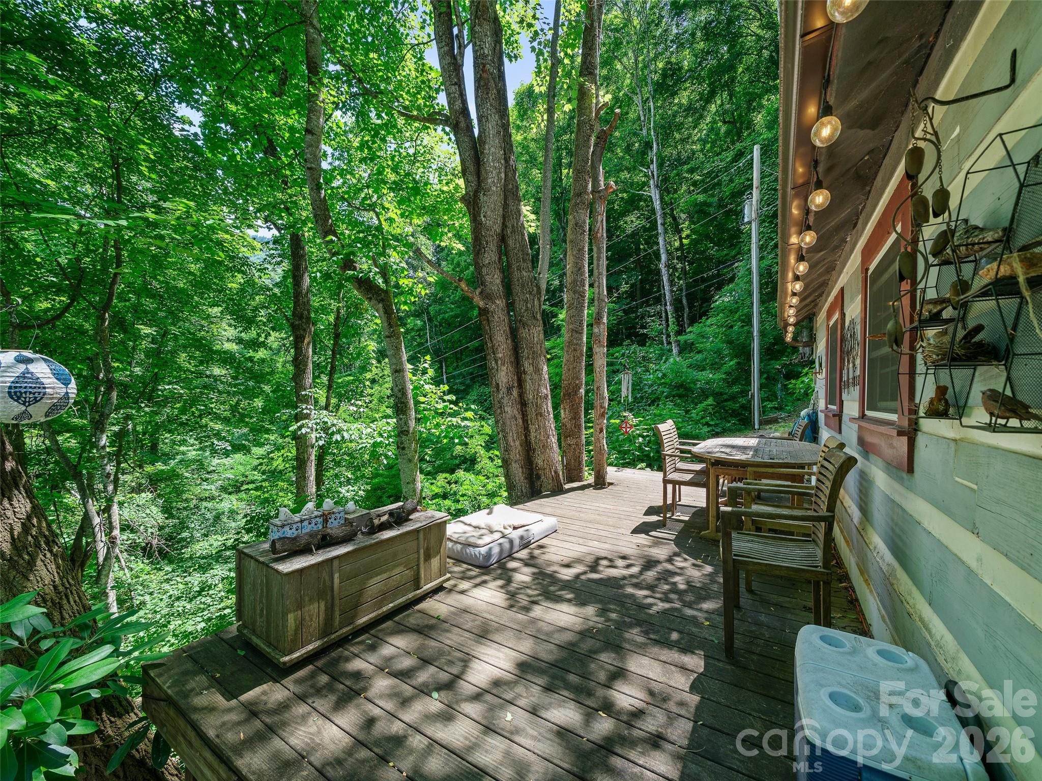 311 Old Sawmill Road — Burnsville