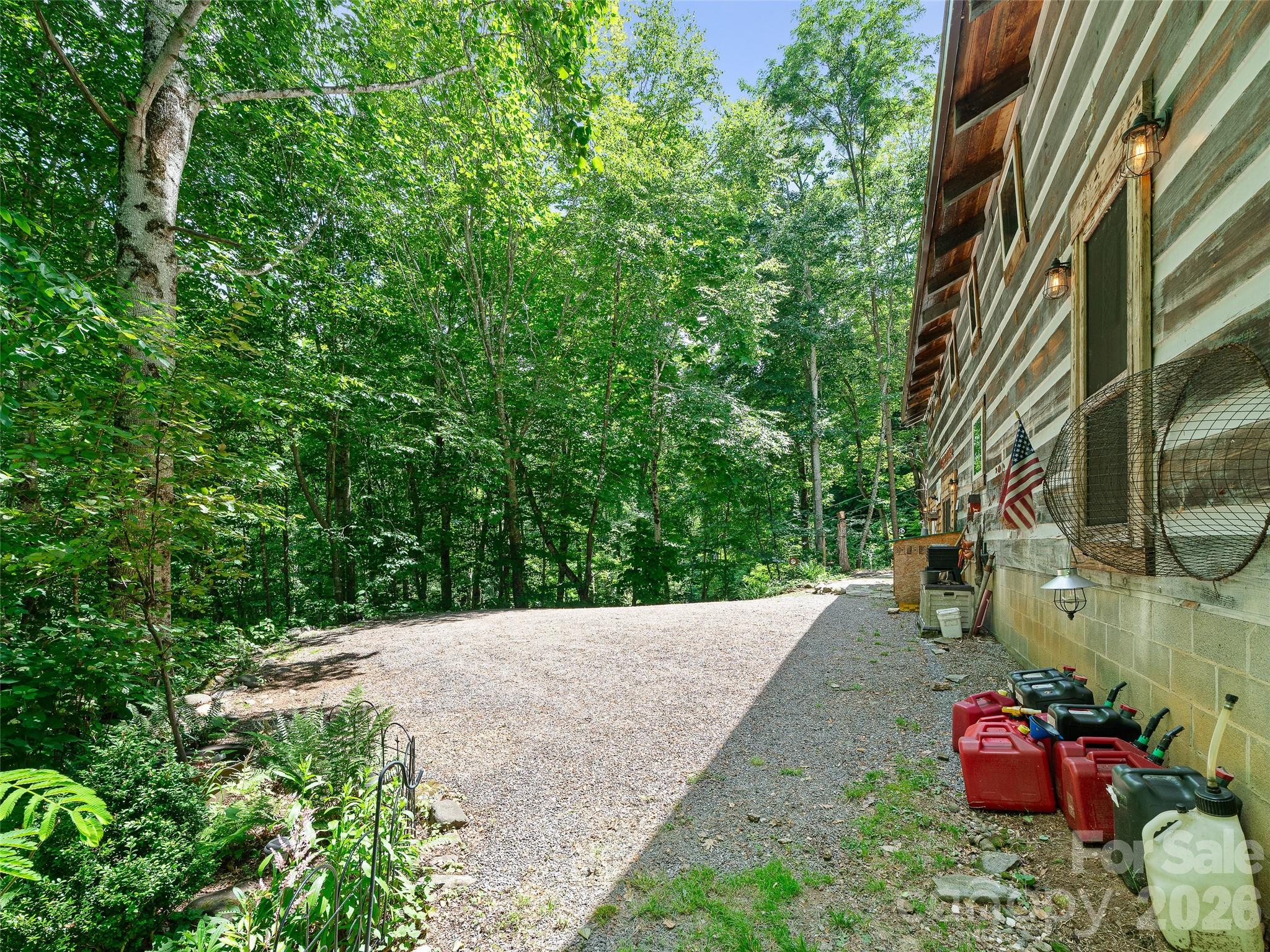 311 Old Sawmill Road — Burnsville