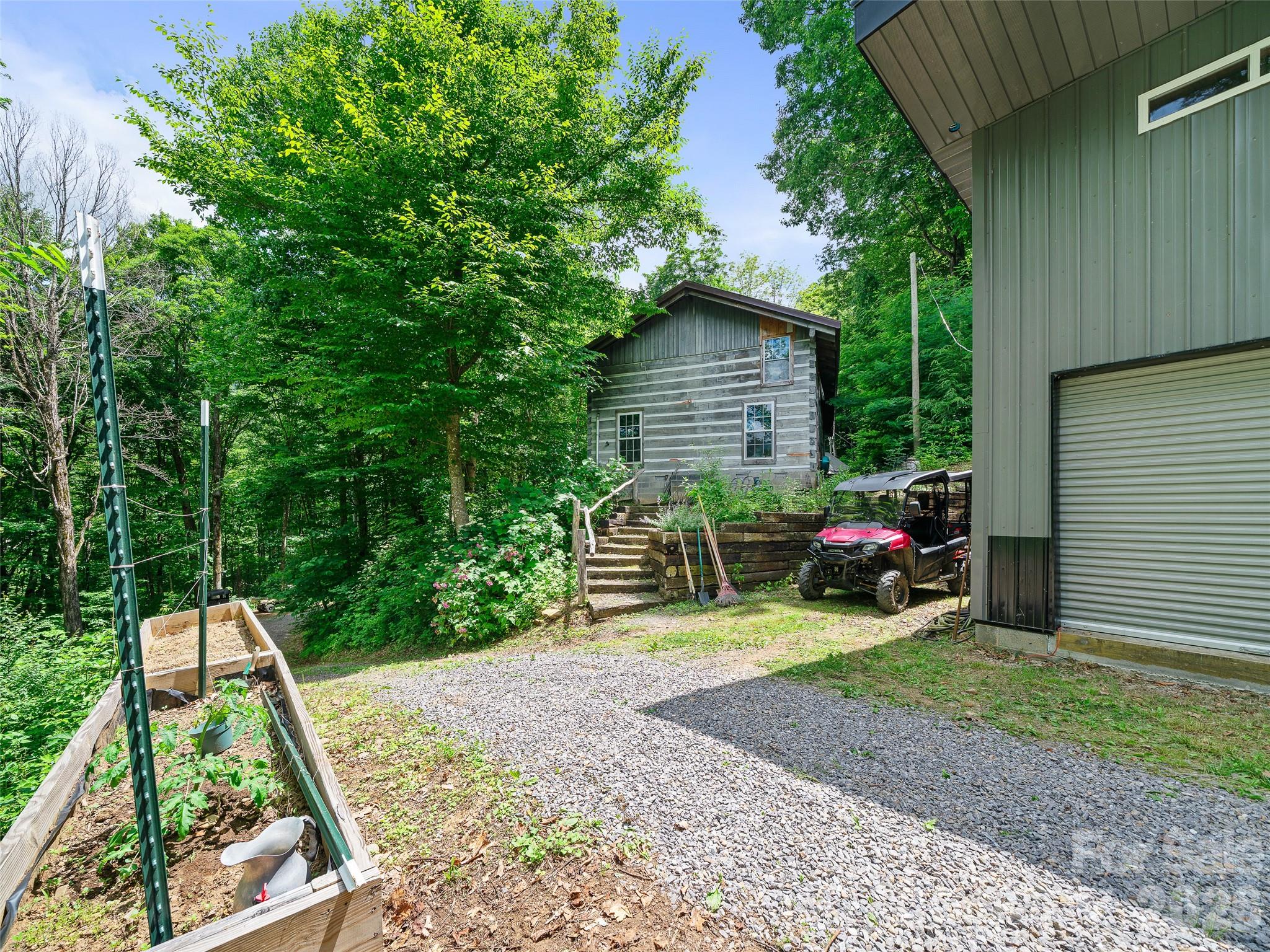 311 Old Sawmill Road — Burnsville