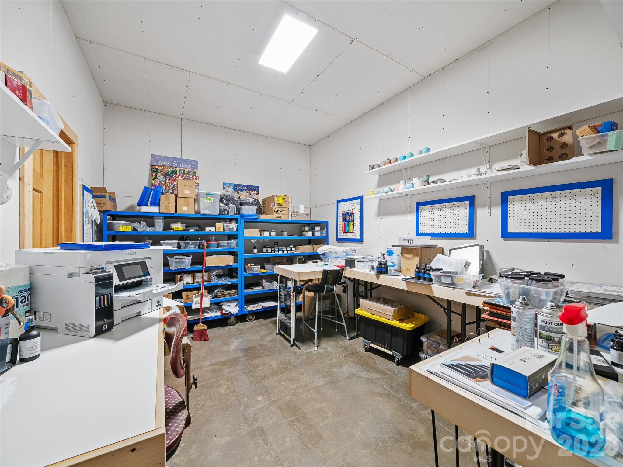 311 Old Sawmill Road — Burnsville