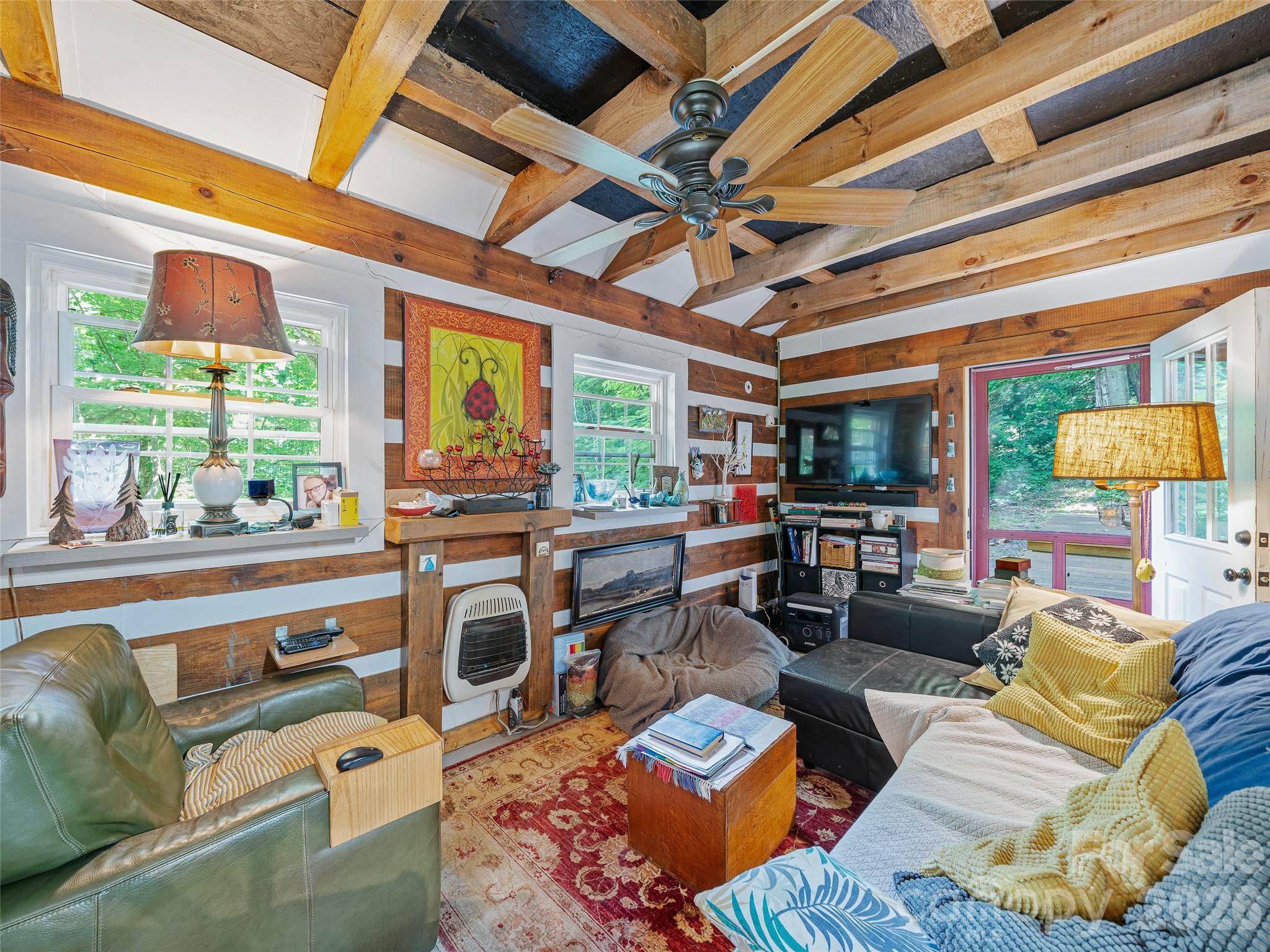 311 Old Sawmill Road — Burnsville