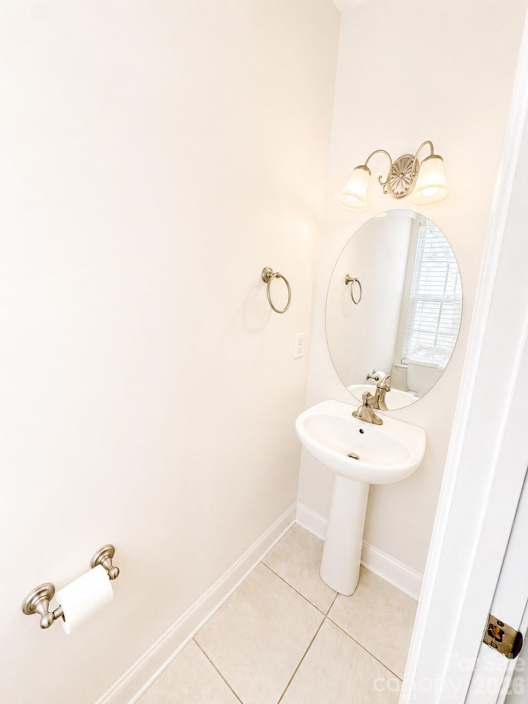 4376 Yoruk Forest Lane — Charlotte