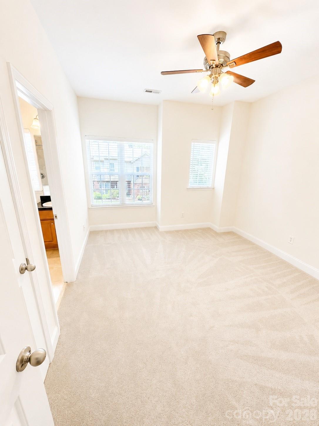 4376 Yoruk Forest Lane — Charlotte
