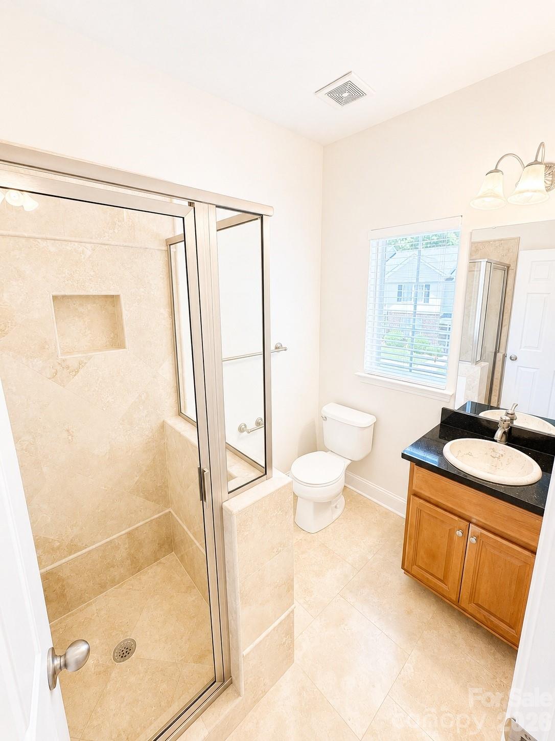 4376 Yoruk Forest Lane — Charlotte