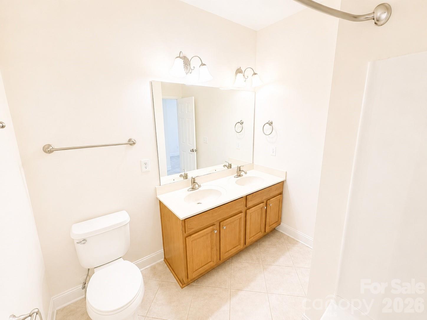 4376 Yoruk Forest Lane — Charlotte