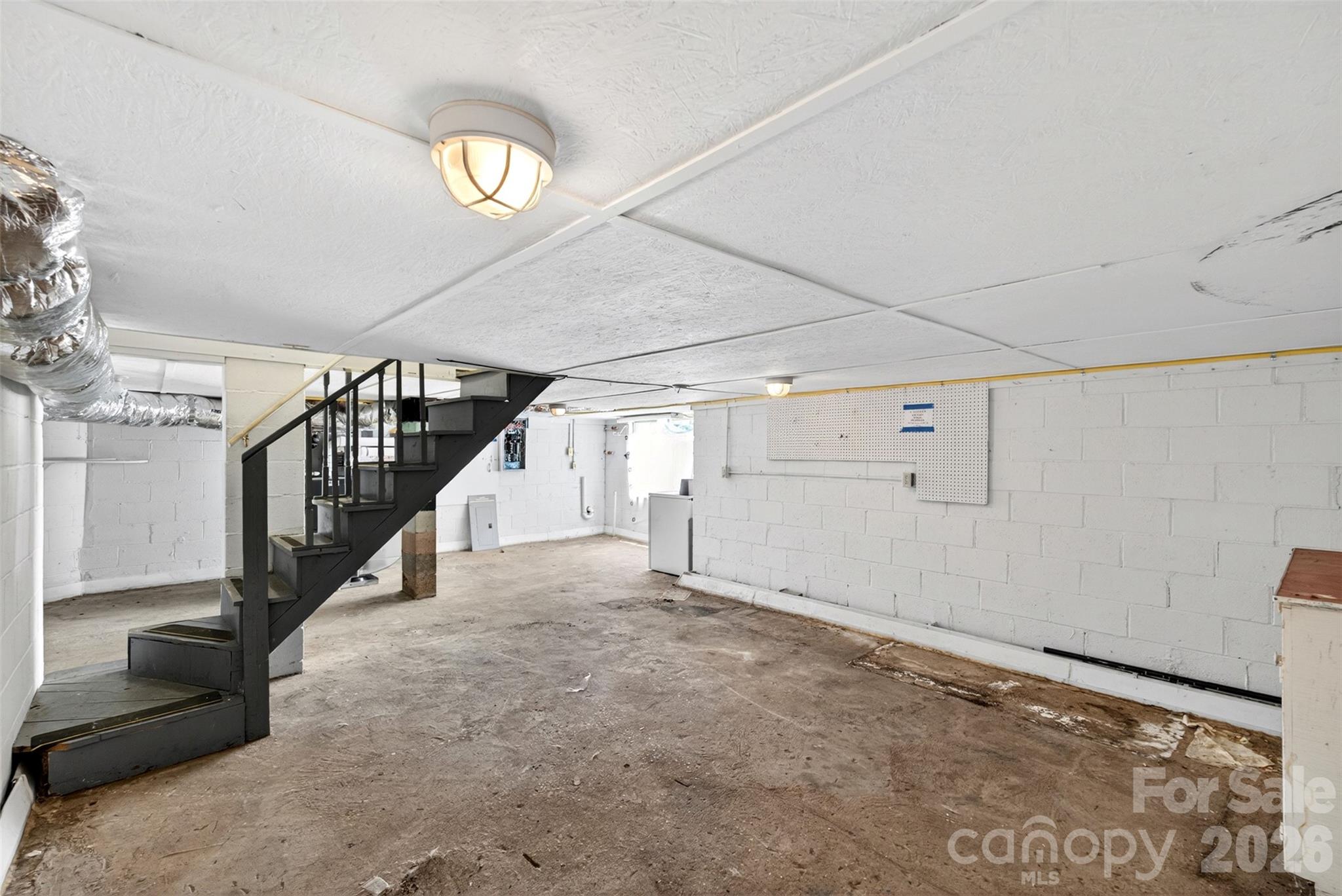 64 Second Street — Tryon