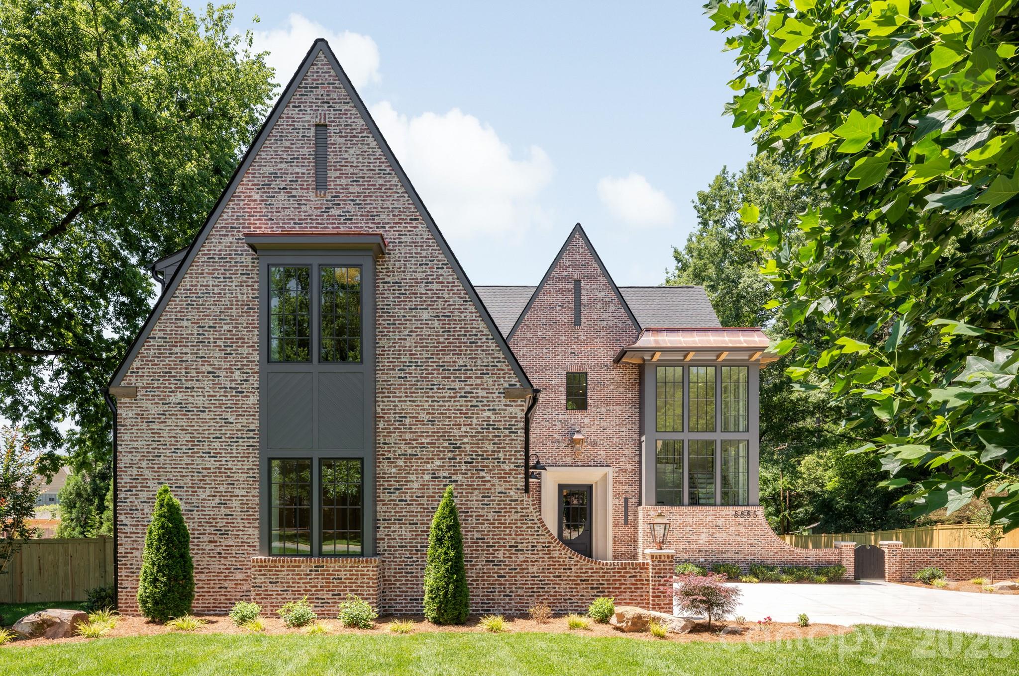 5555 Lansing Drive — Charlotte