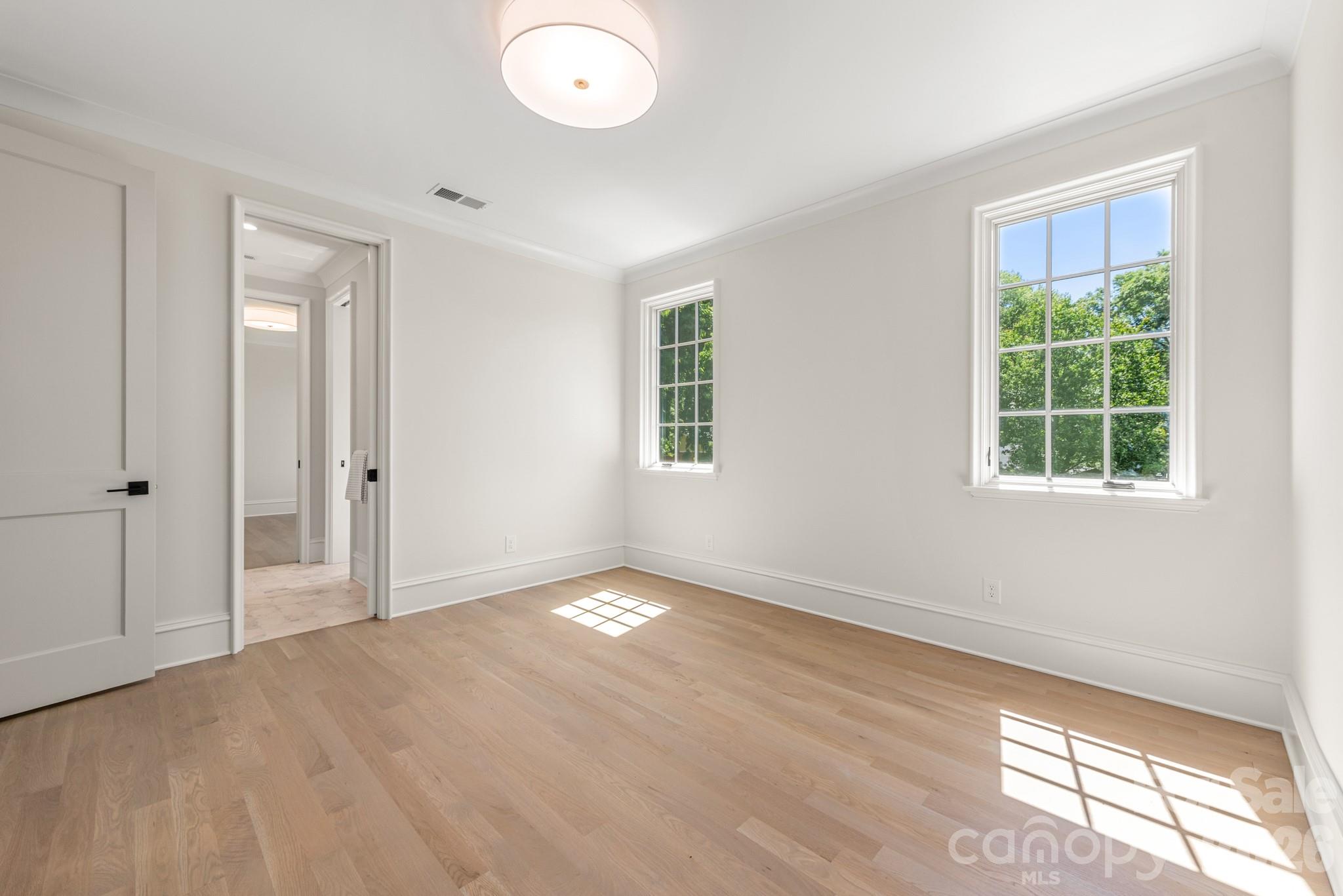 5555 Lansing Drive — Charlotte