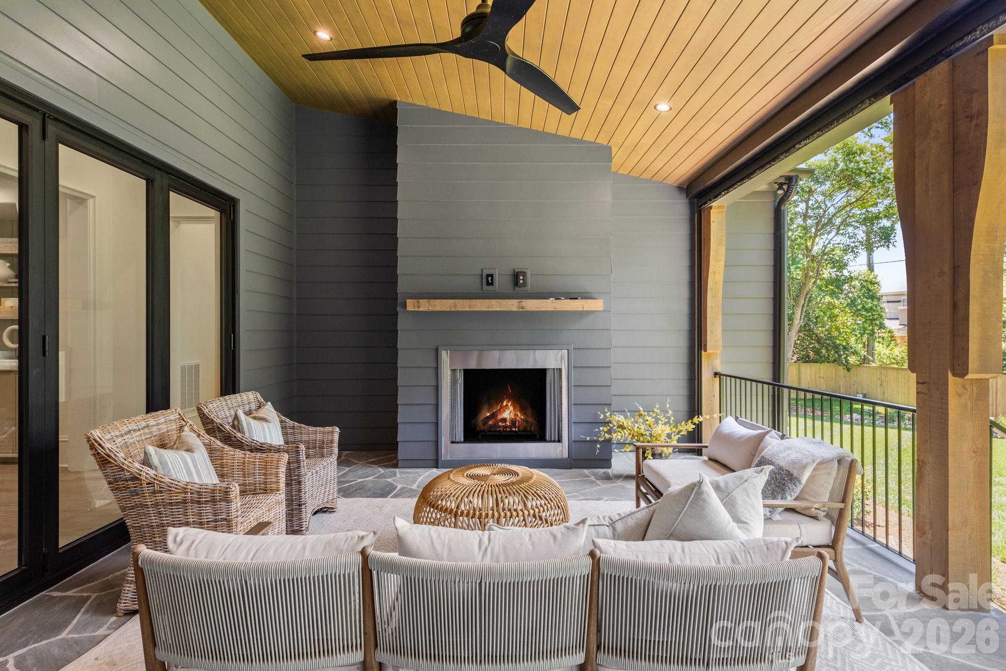 5555 Lansing Drive — Charlotte