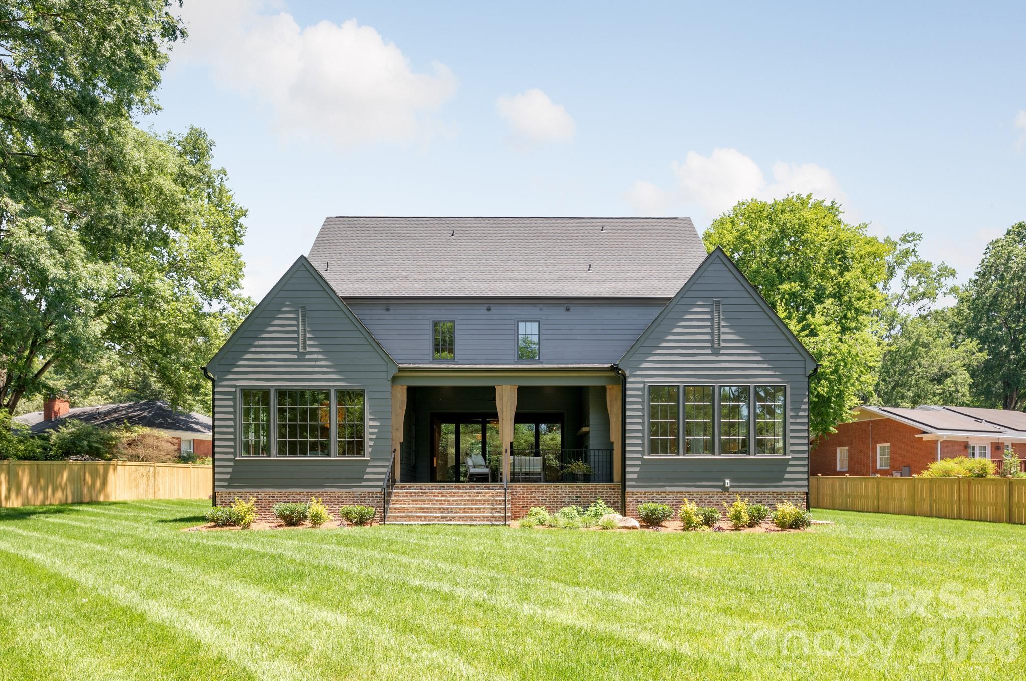 5555 Lansing Drive — Charlotte