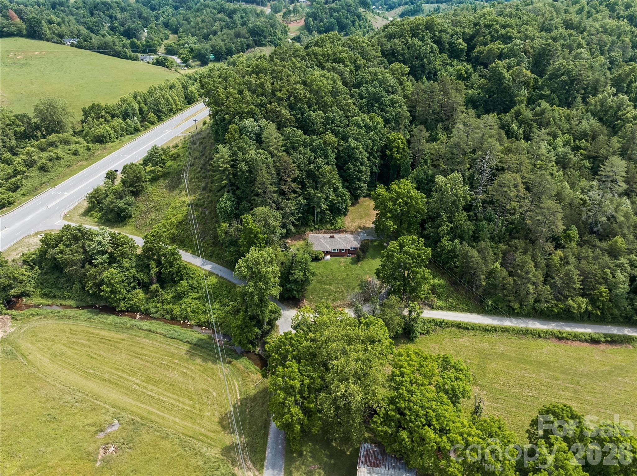 11 Old Mill Road — Mars Hill