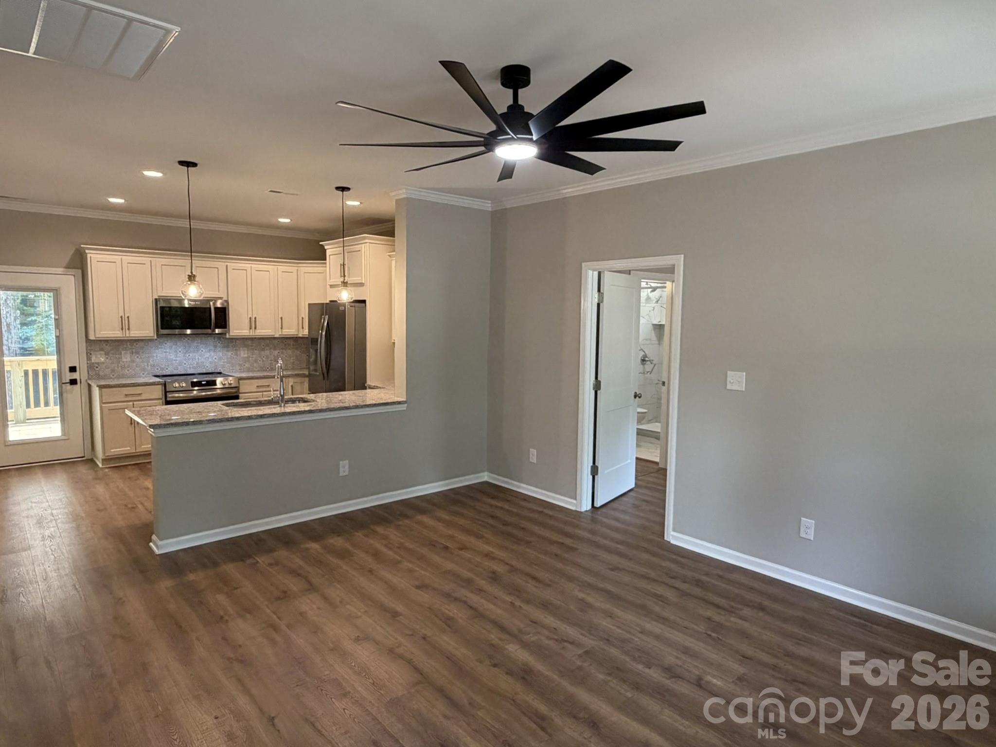 310 Willow Street — Stanley
