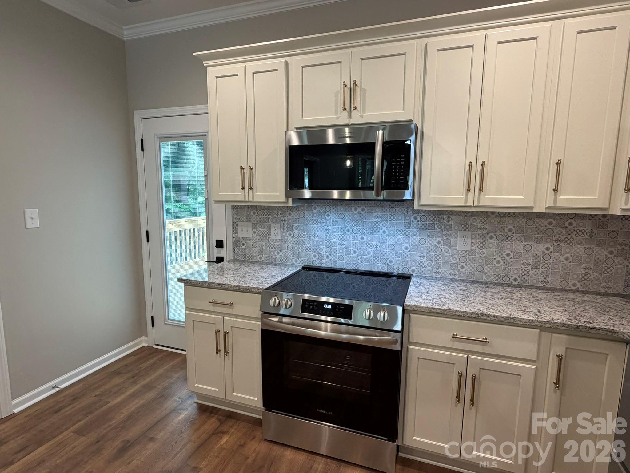 310 Willow Street — Stanley