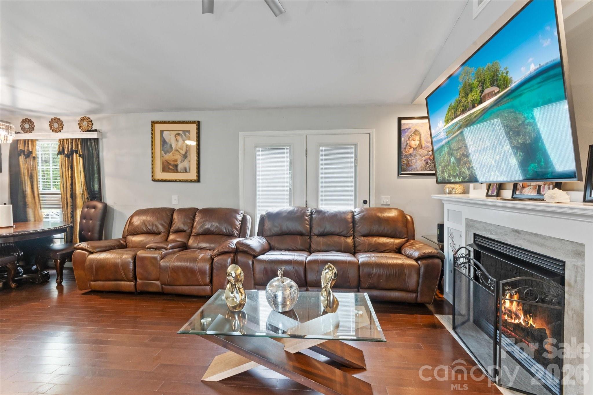 1223 Deer Park Road — Nebo