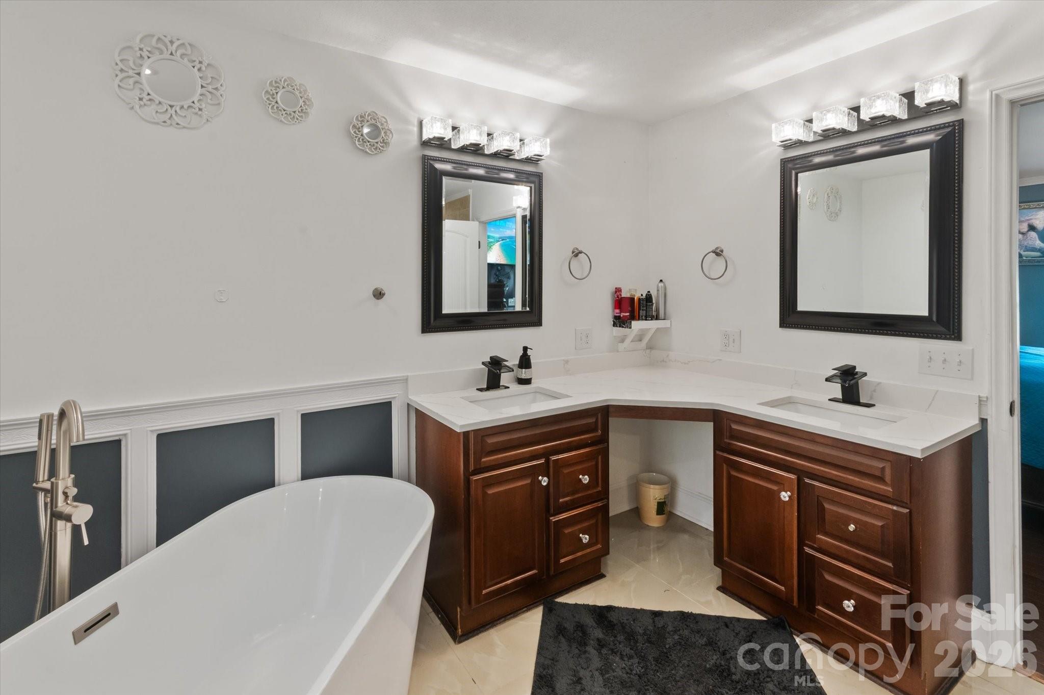 1223 Deer Park Road — Nebo