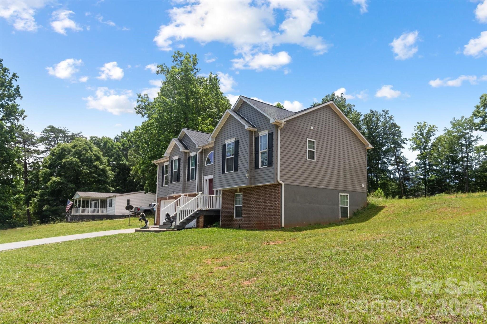 1223 Deer Park Road — Nebo