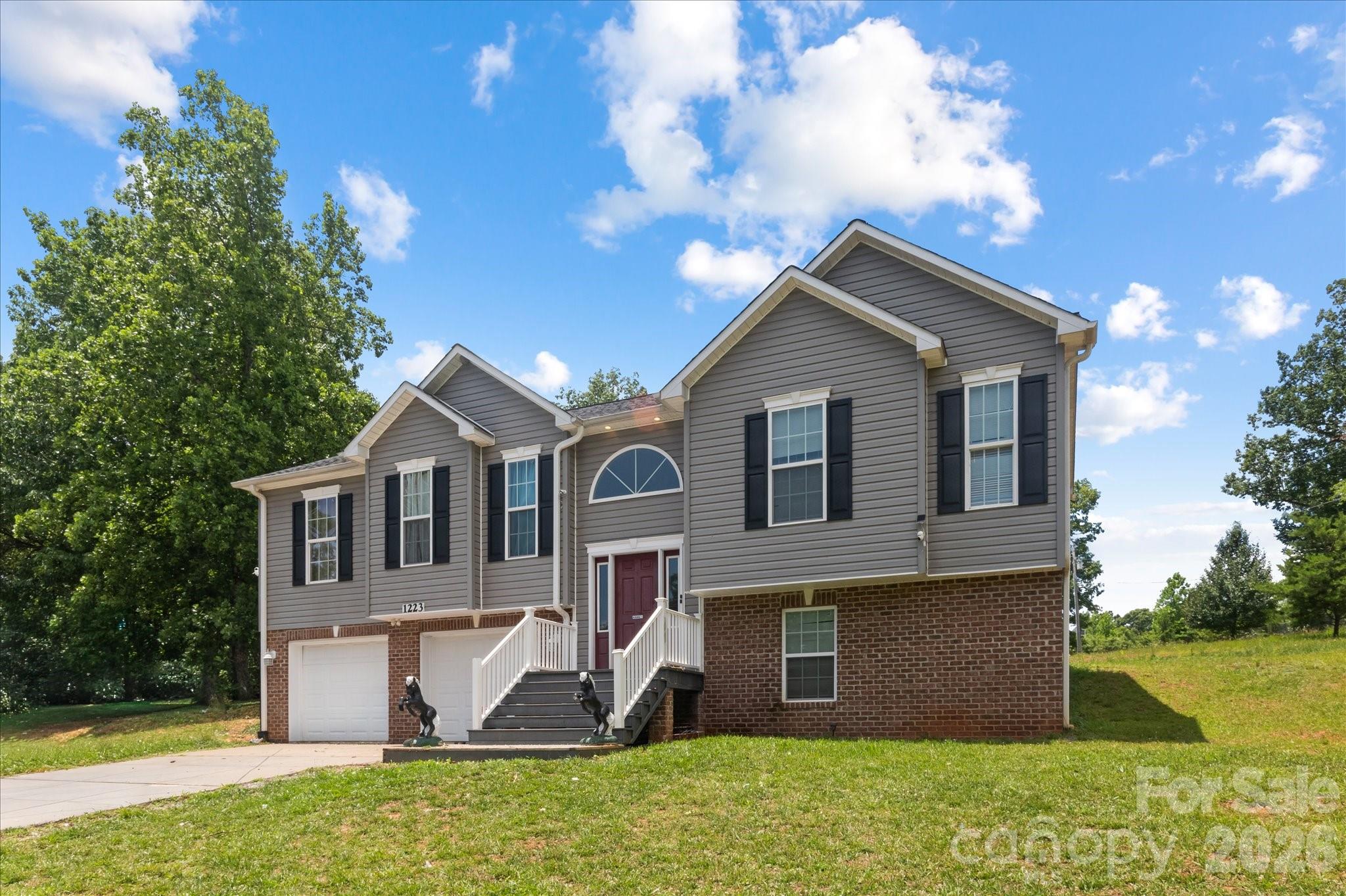 1223 Deer Park Road — Nebo