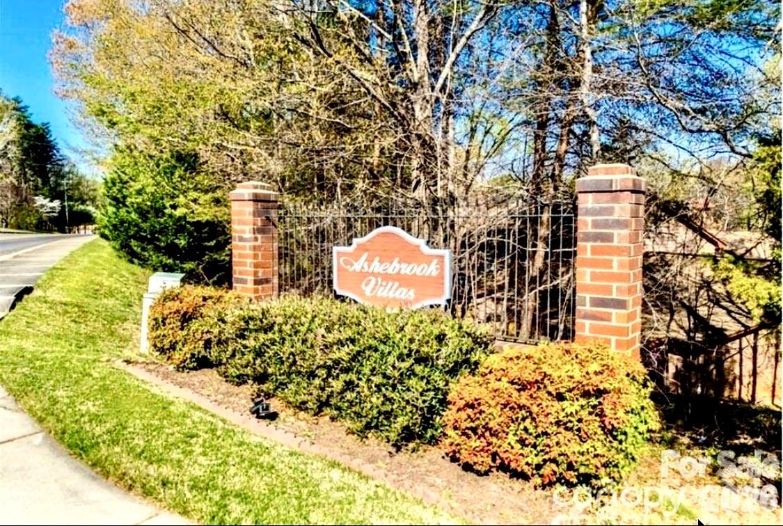 126 Joshua Case Court — Fort Mill