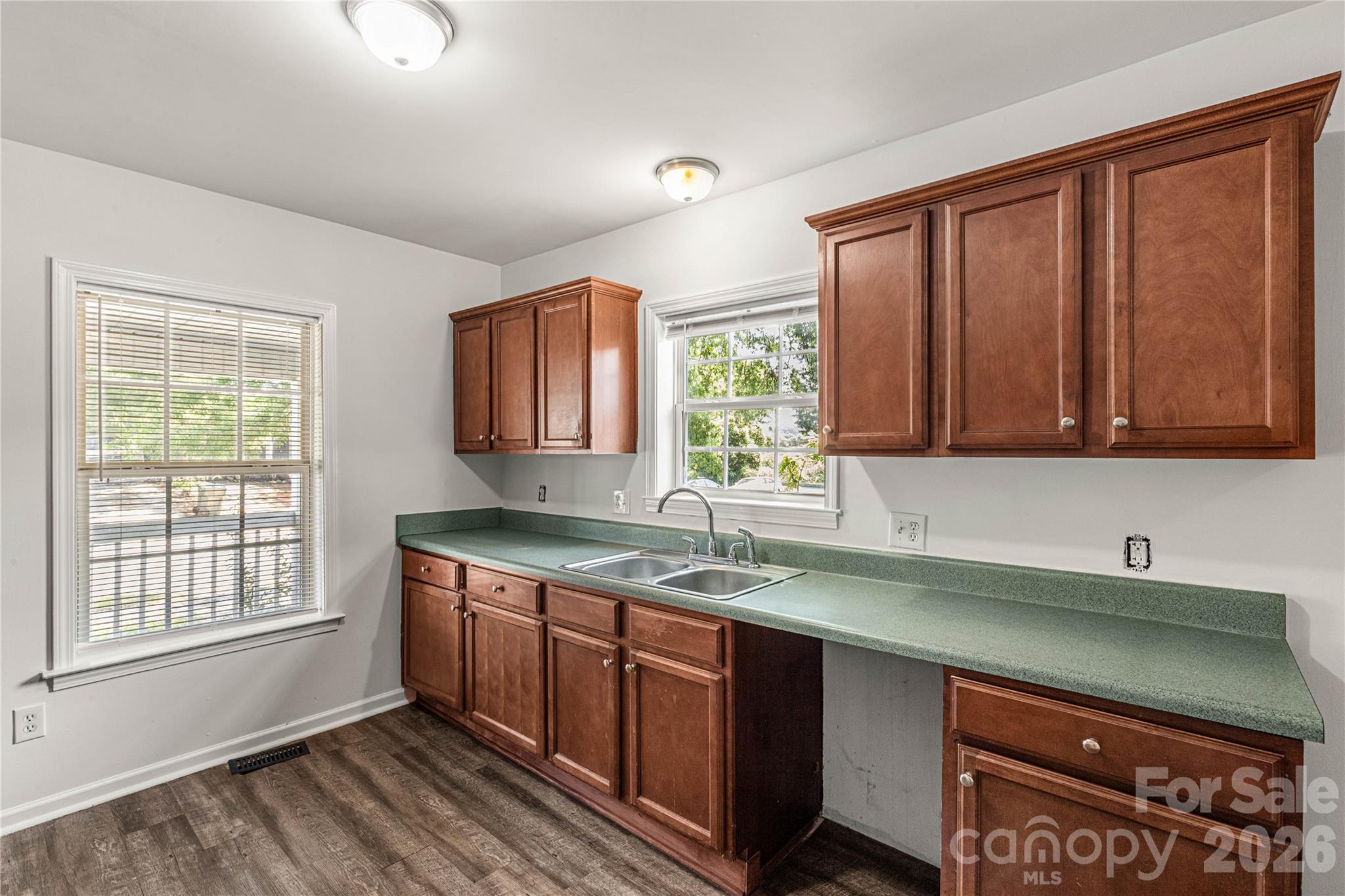 668 Izard Street — Rock Hill