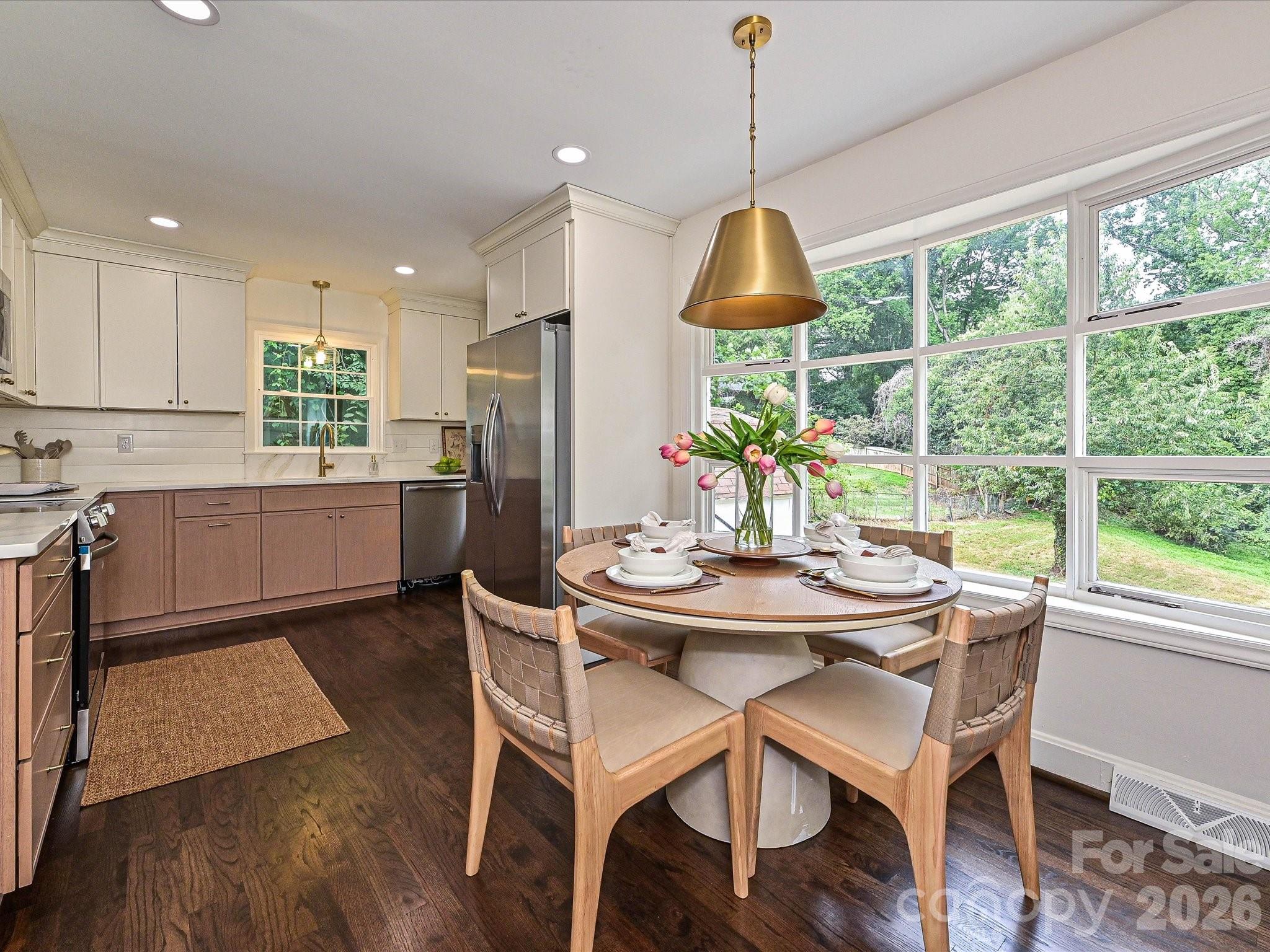 6654 Brookcrest Drive — Charlotte